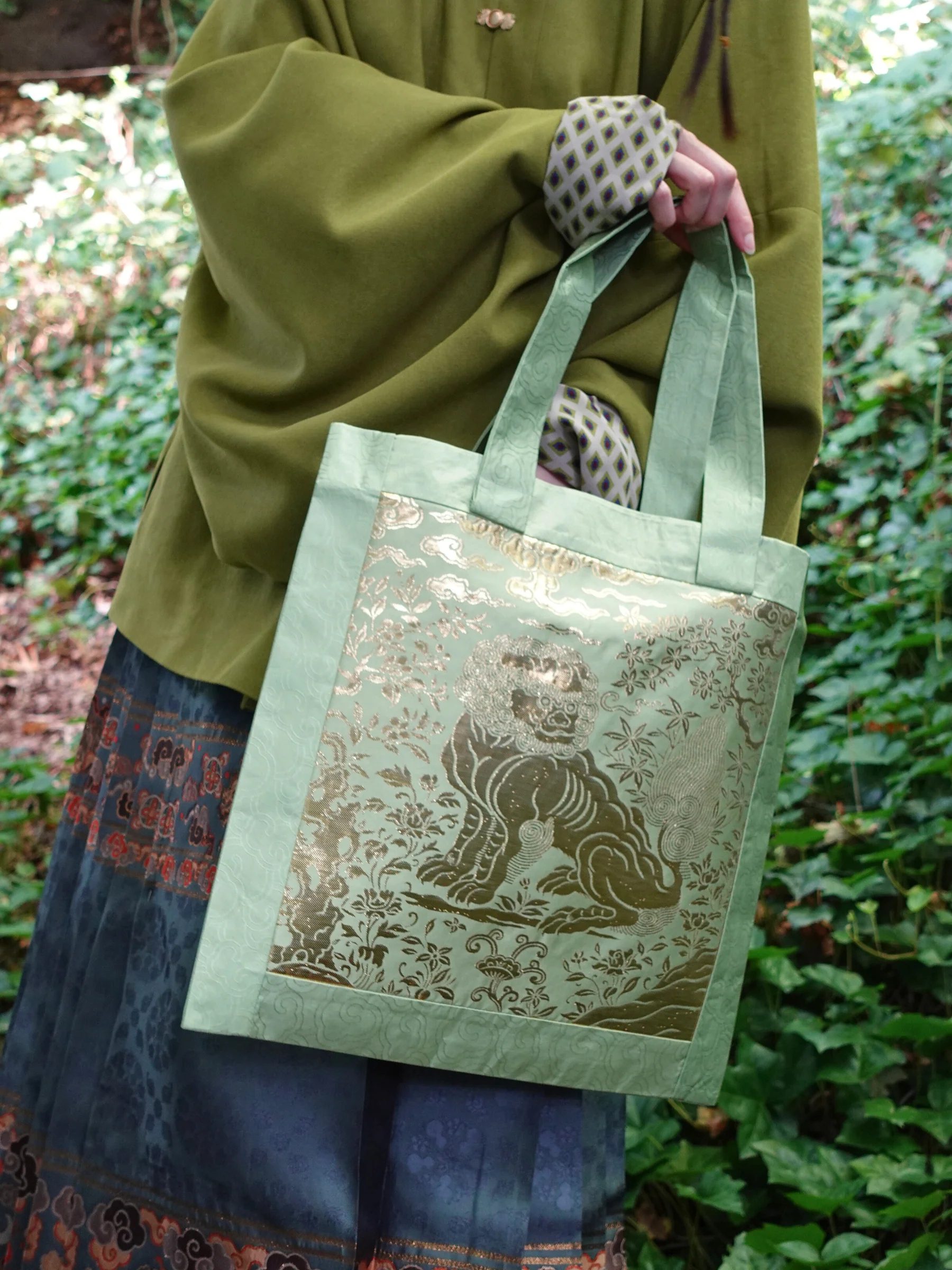 Xiang Shi 祥狮 Lucky Lion Golden Buzi Patch Brocade Tote Bag - Image 5