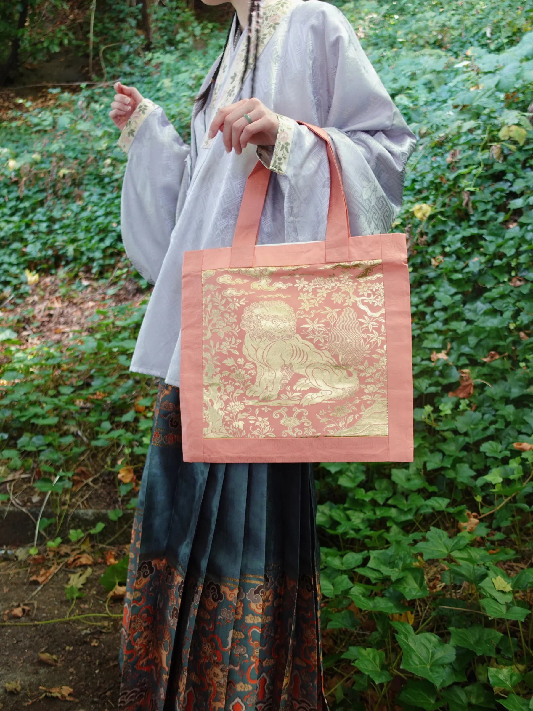 Xiang Shi 祥狮 Lucky Lion Golden Buzi Patch Brocade Tote Bag - Image 9
