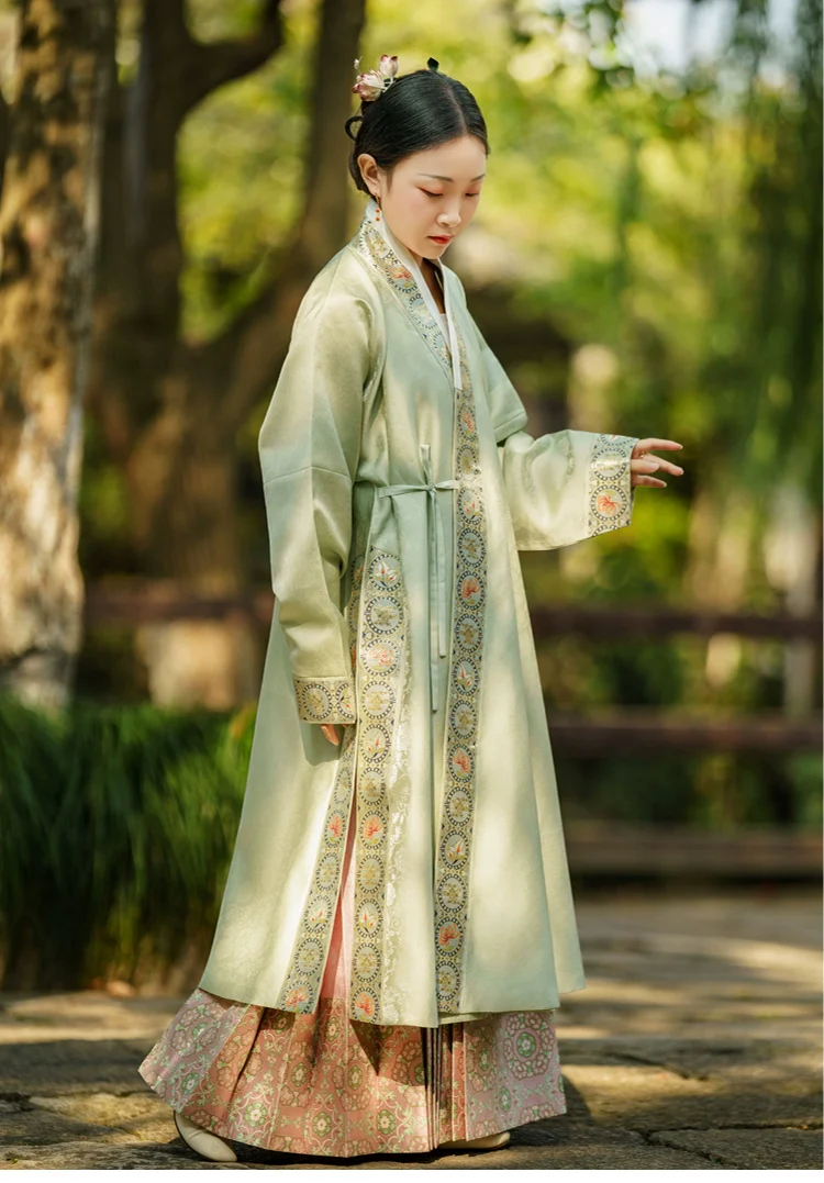 Hé Tang 荷塘 Lotus Pond Ming Dynasty Jiaoling Chang Ao Long Shirt - Image 3
