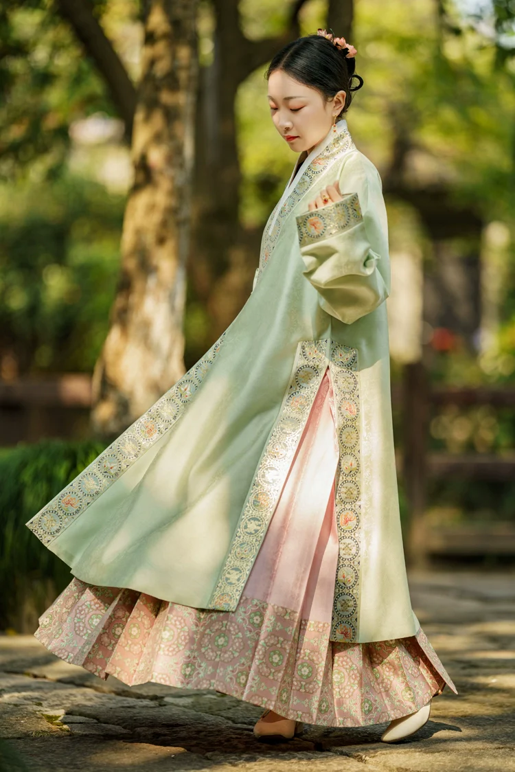 Hé Tang 荷塘 Lotus Pond Ming Dynasty Jiaoling Chang Ao Long Shirt - Image 8