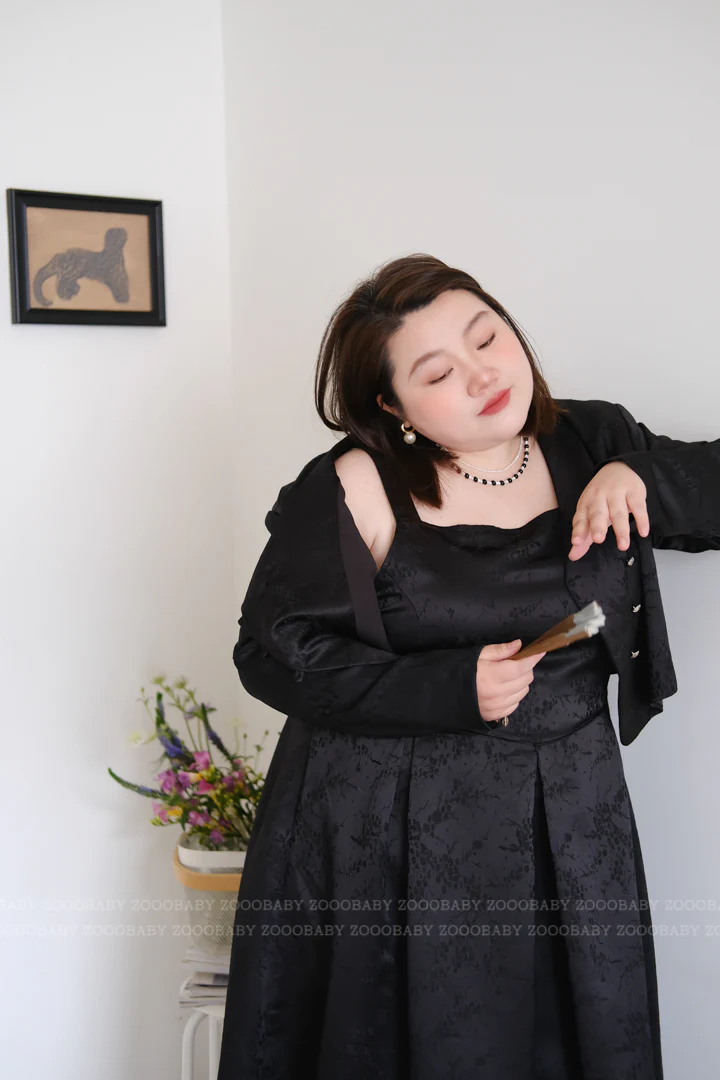 Hei Mei 黑莓 Blackberry New Chinese Style Plus Size Jacquard Slip Dress & Qipao Jacket Set - Image 7