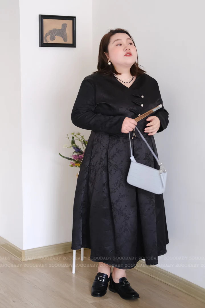 Hei Mei 黑莓 Blackberry New Chinese Style Plus Size Jacquard Slip Dress & Qipao Jacket Set - Image 8
