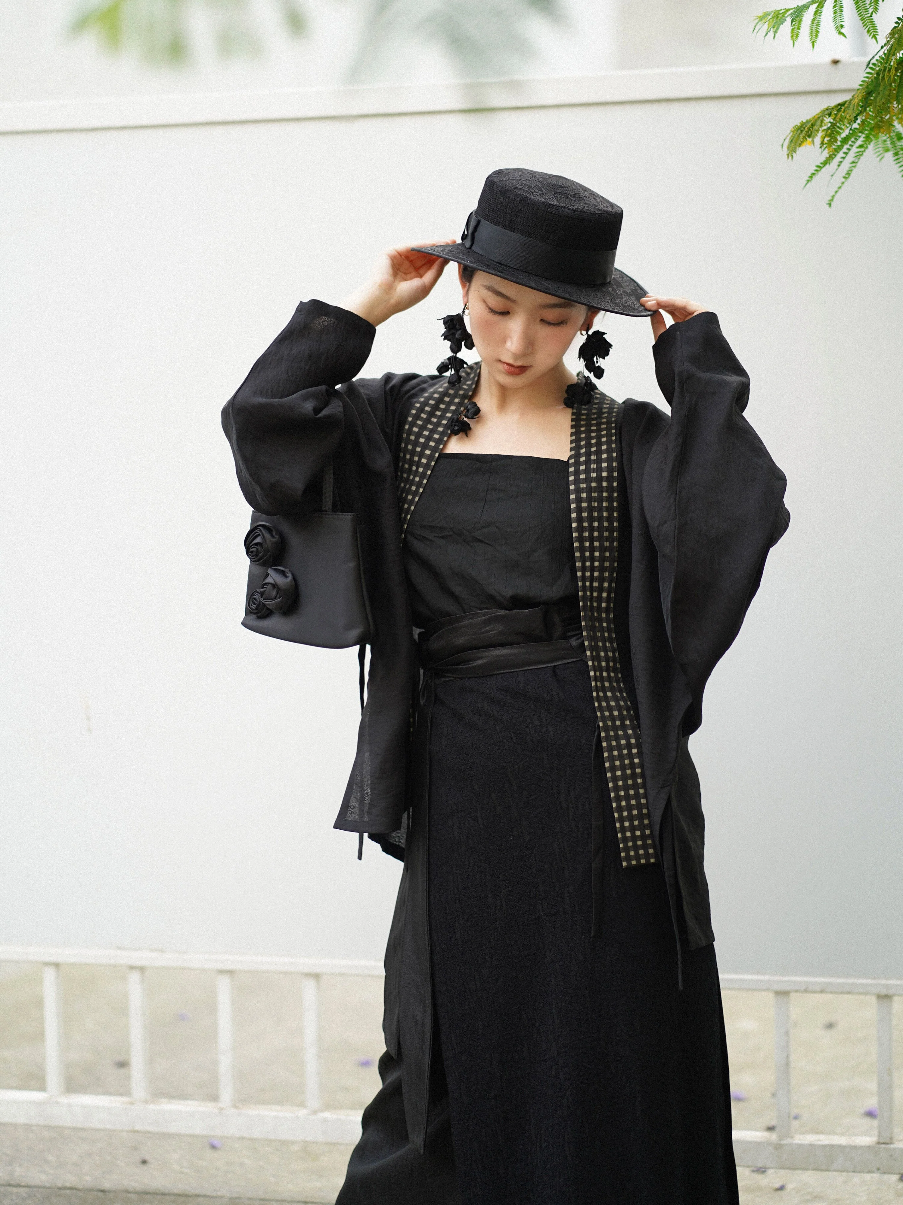 Hei Tong 黑瞳 Black Irises Modernized Song Dynasty Feijixiu & Liangpianqun Two Panel Skirt Ruqun Set - Image 2