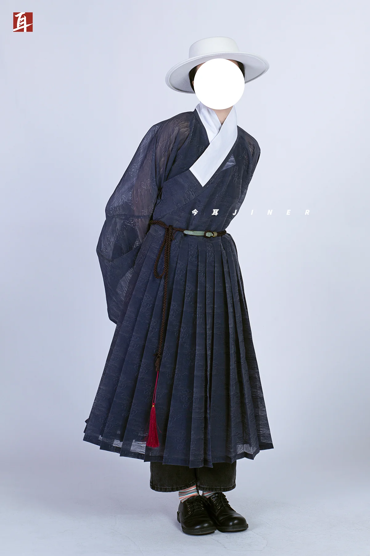 Hong Wudi 洪武帝 Emperor Hong Wu Ming Dynasty Cloud Jacquard Tieli Unisex Robe - Image 4
