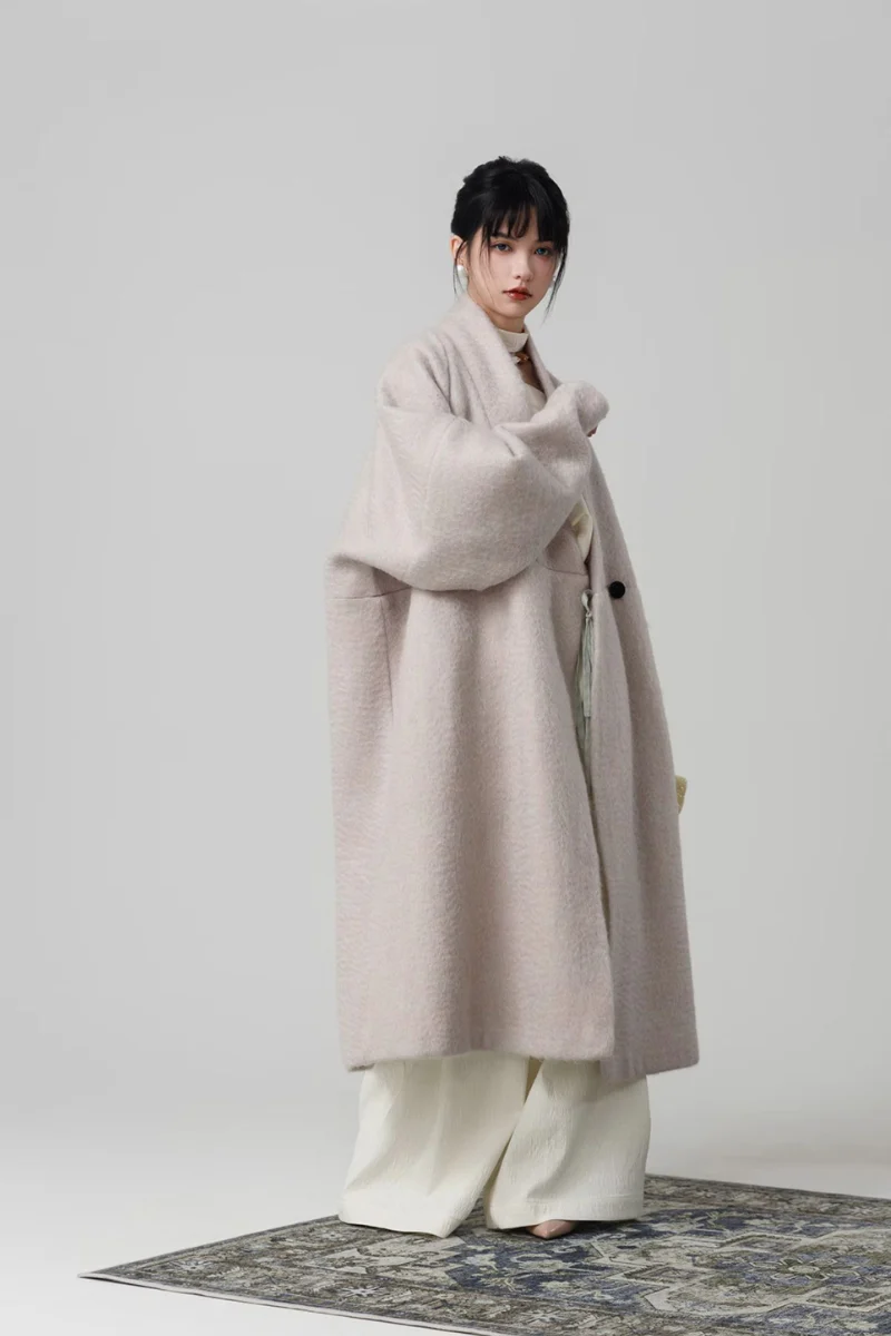 Hou Xue 厚雪 Heavy Snow Modernized Han Dynasty Wool Trench Coat - Image 6