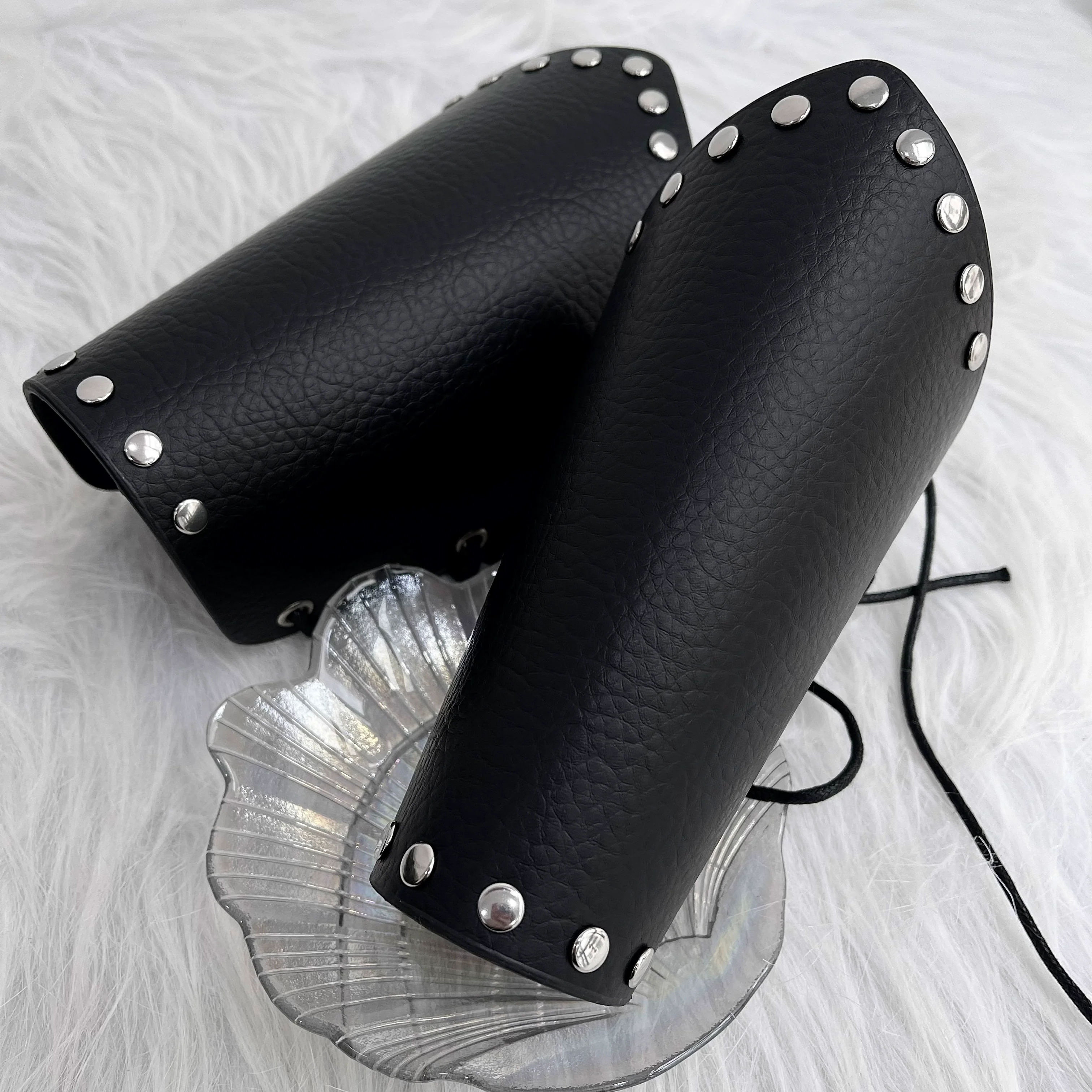 Hu Wan 护腕 Wrist Braces Hanfu Artificial Leather Arm Guards Accessory - Image 2