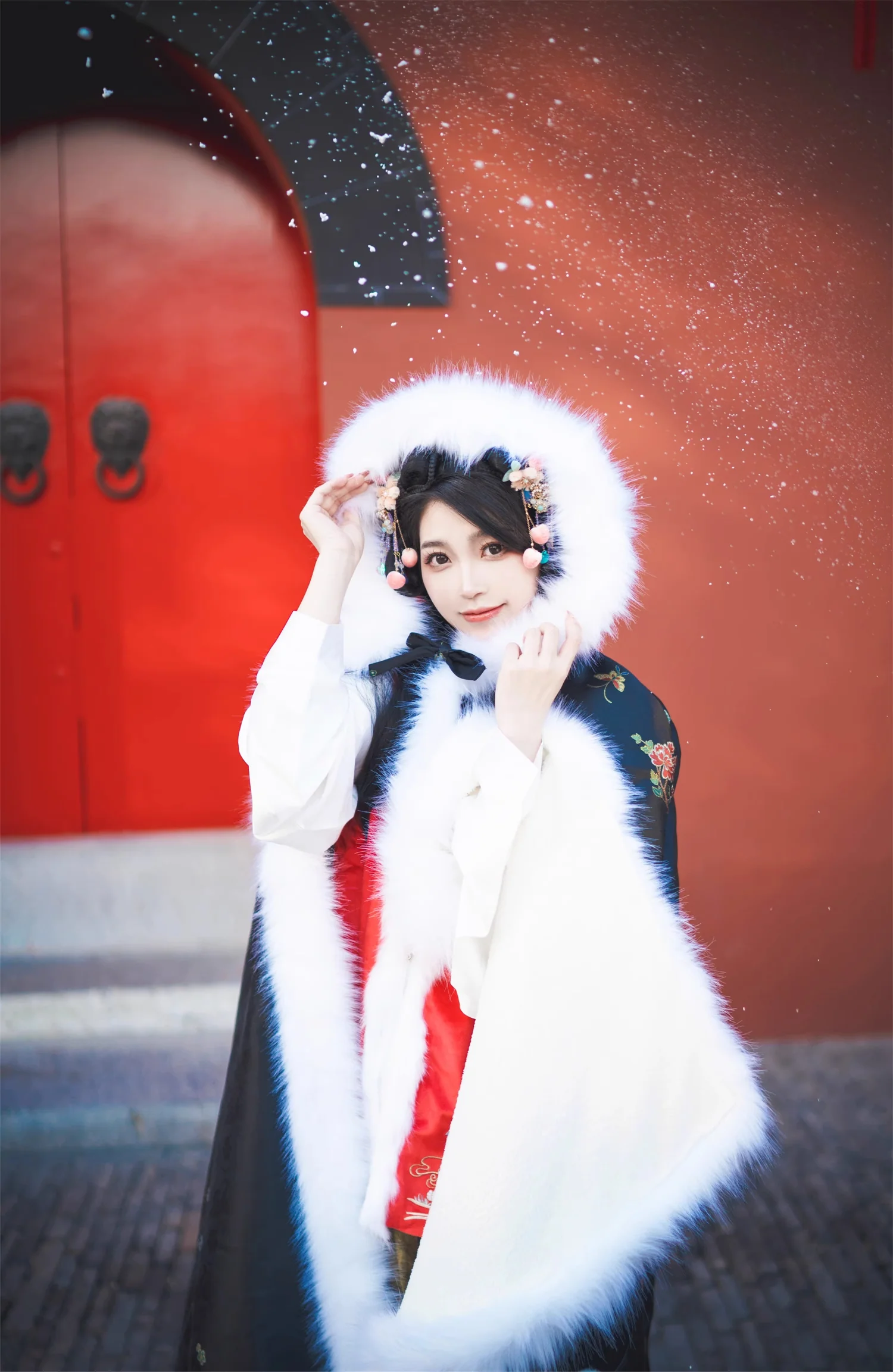 Hua Niao 花鸟 Flower & Phoenix Ming Dynasty Winter Brocade Doupeng Cloak - Image 7