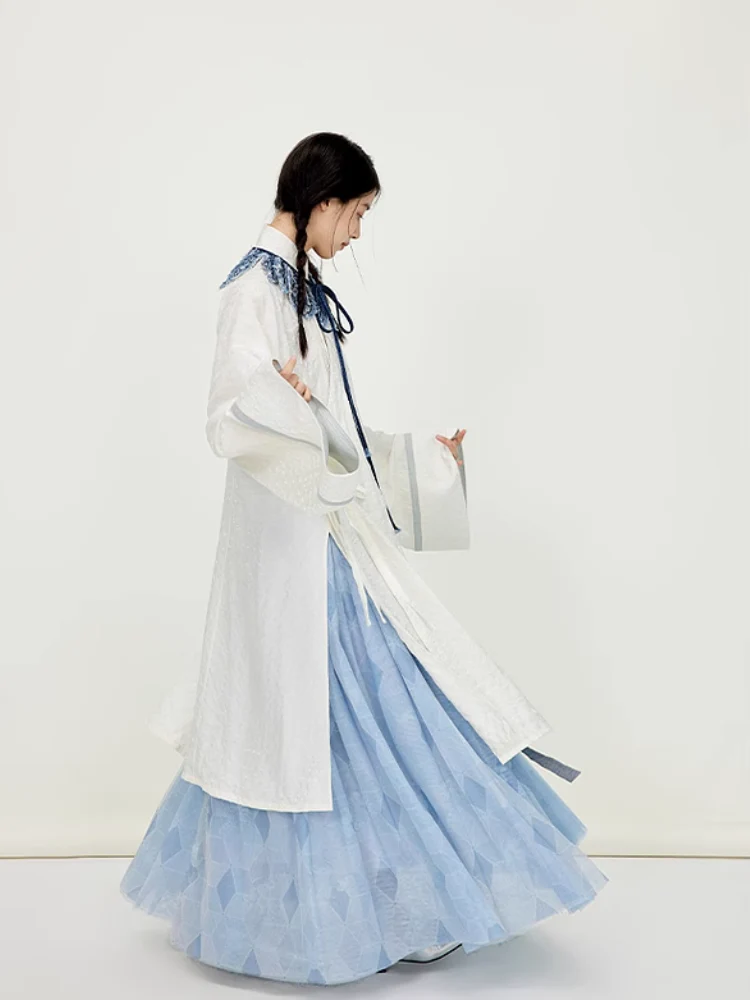 Huan Ying 幻影 Phantom Modernized Ming Dynasty Changshan Top Bijia Vest & Mamian Skirt Set - Image 16