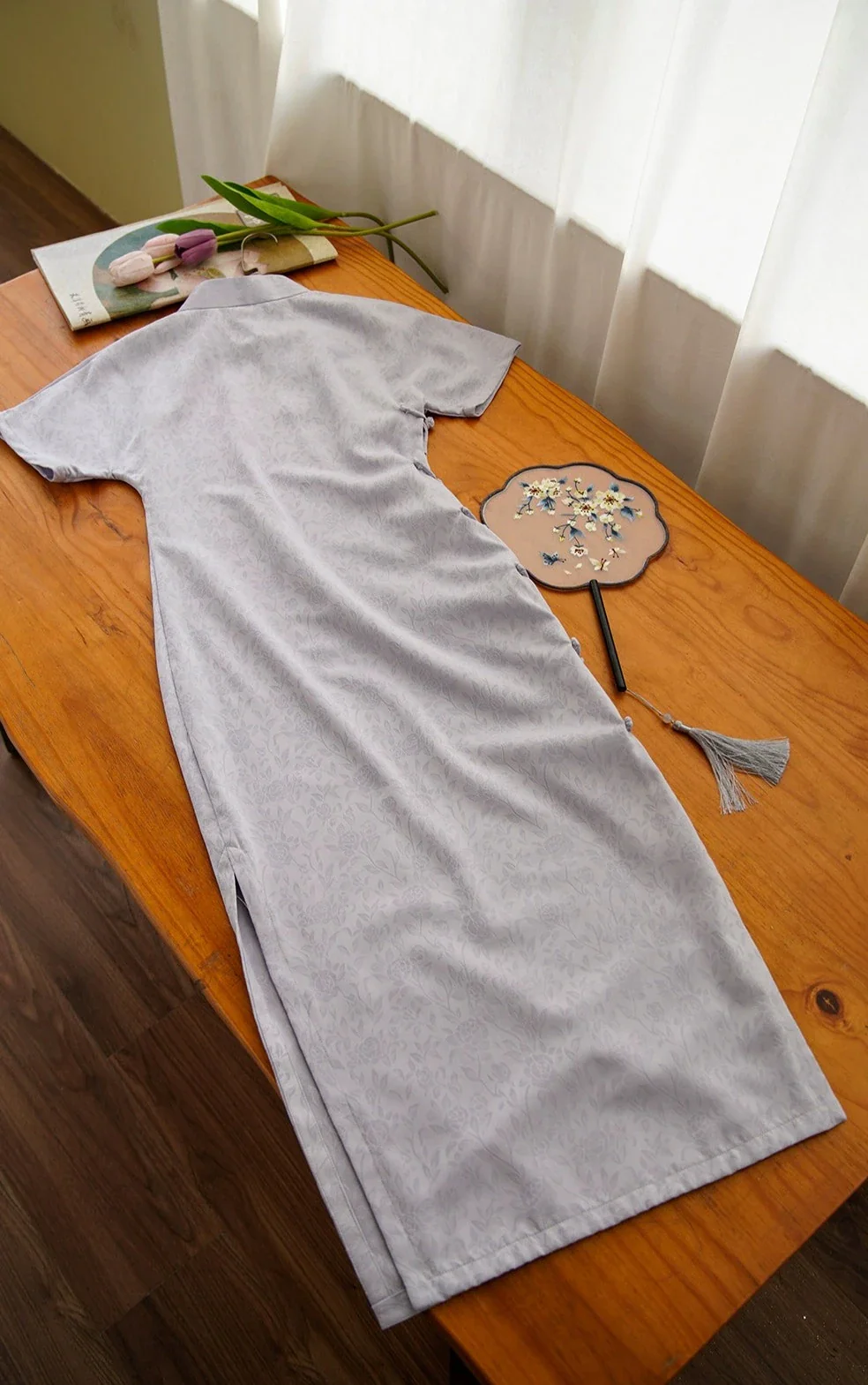 Hui Zi 灰紫 Dusty Lilac 1930s Daily Satin Qipao - Image 9