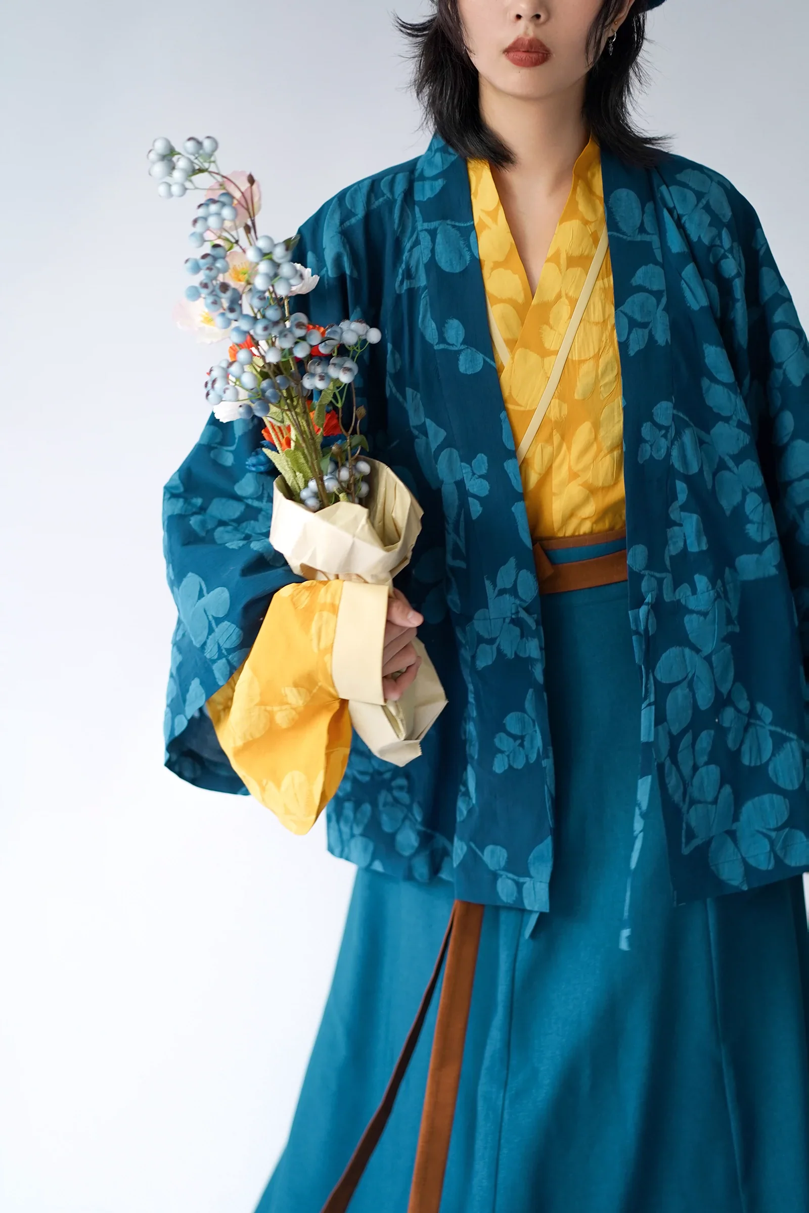 I'm Blue 蓝倒我了 Modernized Jin Dynasty Cotton Jiaoling Poqun Ruqun Set - Image 2