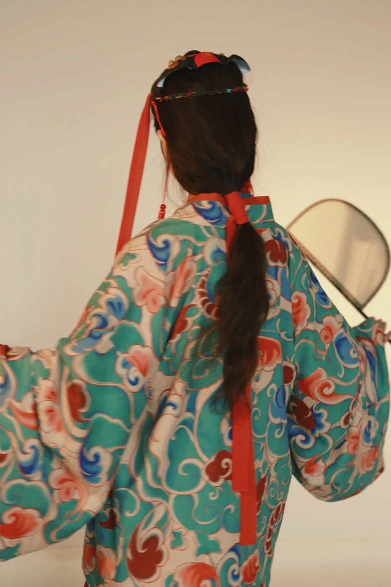 Ji Xiang 吉祥 Auspicious Modernized WeiJin Cotton Danyi Robe & Ruqun Set - Image 10