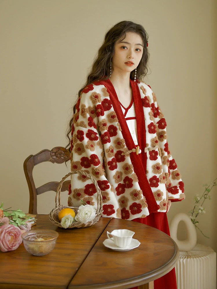 Jian You 间游 Garden Tour Modernized Song Dynasty Floral Sheep Wool Jacket - Image 3