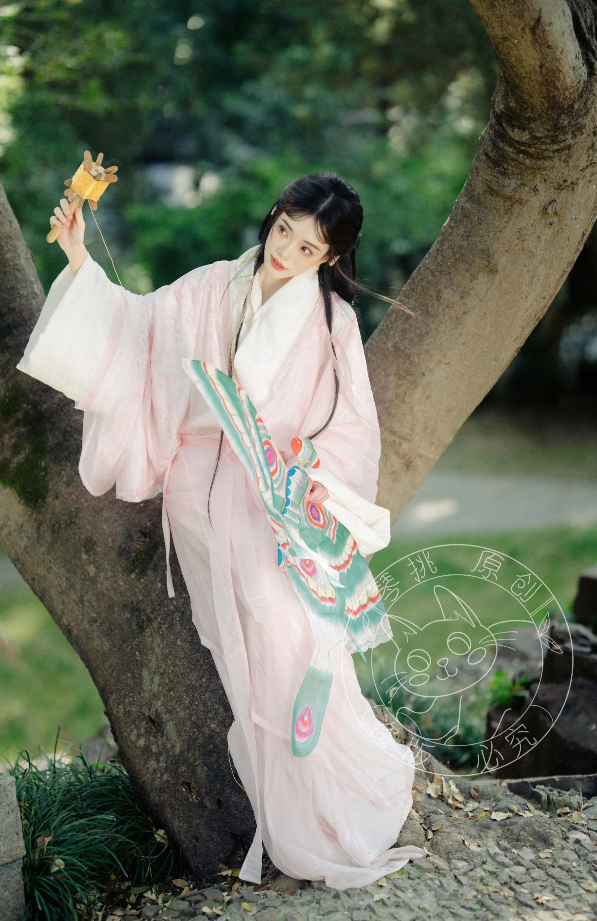 Jiangmen 江门 Han Dynasty Mawang Tomb Restoration Quju Curved Hem Robe Set - Image 4