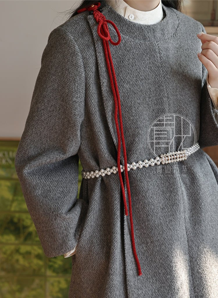 Jie 结 Knot Modernized Tang Yuanlingpao Coat & Midi Mamian Set - Image 11