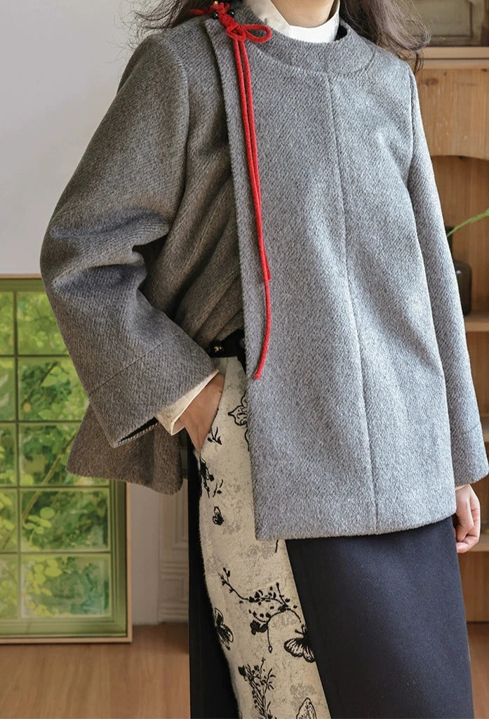 Jie 结 Knot Modernized Tang Yuanlingpao Coat & Midi Mamian Set - Image 18