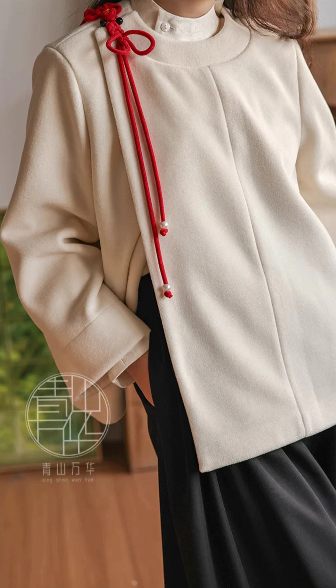Jie 结 Knot Modernized Tang Yuanlingpao Coat & Midi Mamian Set - Image 24