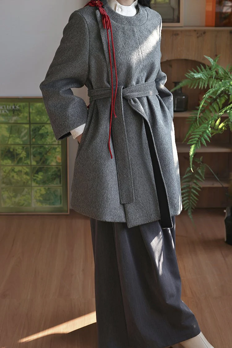 Jie 结 Knot Modernized Tang Yuanlingpao Coat & Midi Mamian Set - Image 26