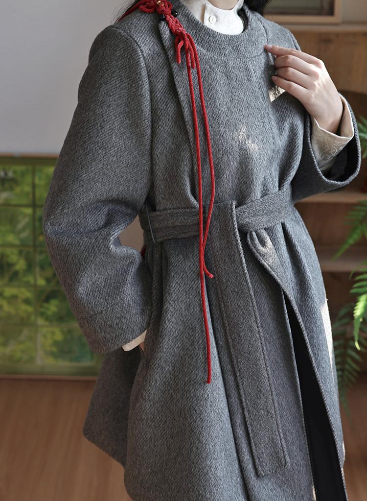 Jie 结 Knot Modernized Tang Yuanlingpao Coat & Midi Mamian Set - Image 28