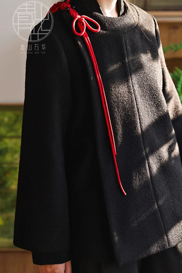 Jie 结 Knot Modernized Tang Yuanlingpao Coat & Midi Mamian Set - Image 3