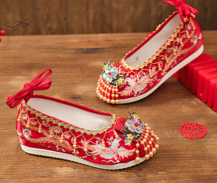 Jin Fenghuang 金凤凰 Golden Phoenix Song Ming Embroidered Cloud Head Shoes - Image 12