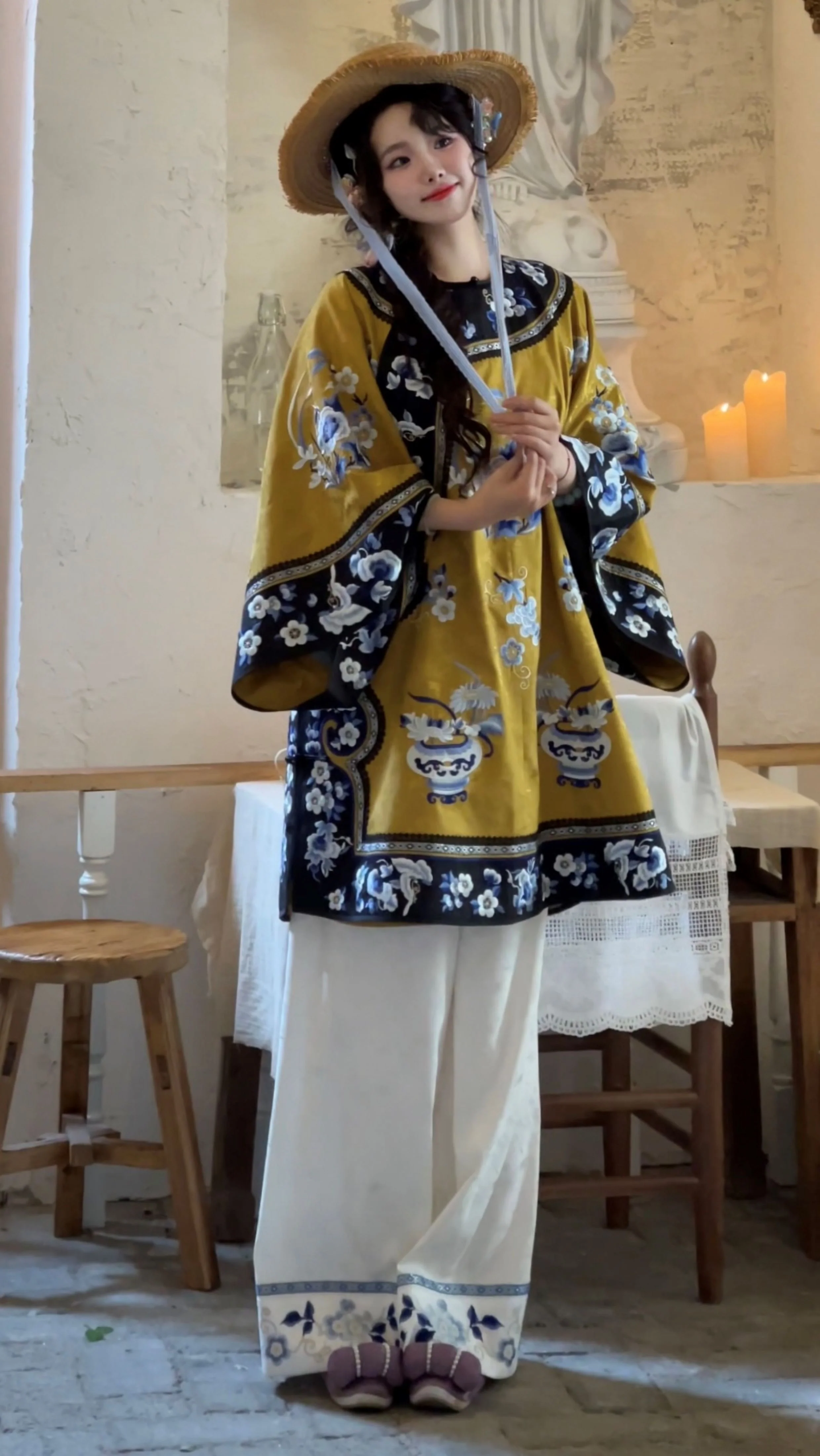 Jing Wen 静雯 Qing Dynasty Han Woman's Cloud Collar Embroidered Porcelain Top & Mamian Set - Image 21