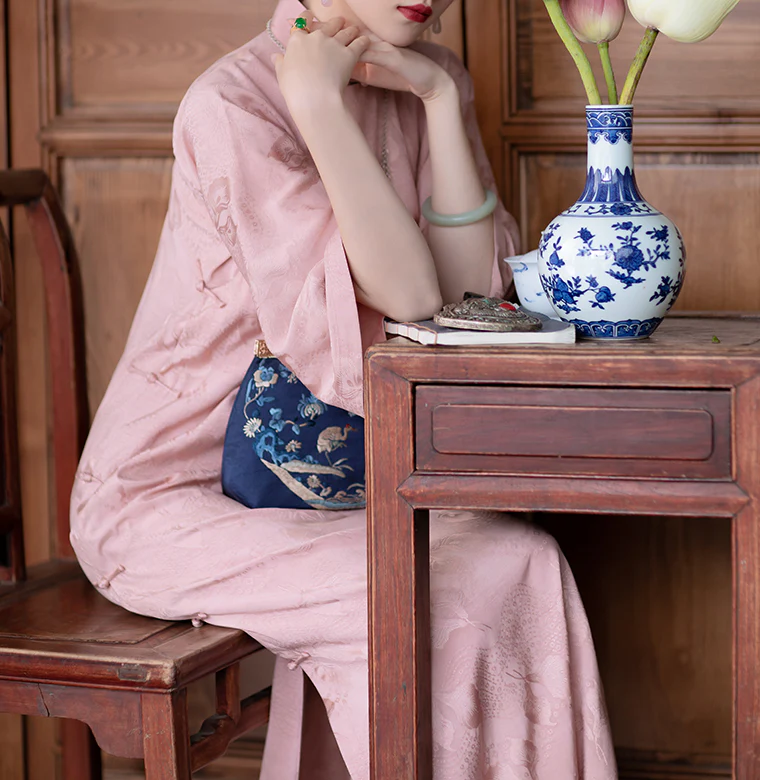 Jinghua Yao 镜花瑶 Mirrored Flower 1920s Calla Lily Jacquard Bell Sleeve Qipao - Image 9