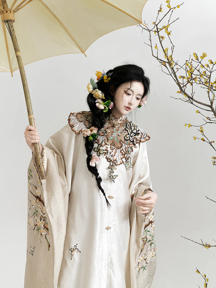 Jiu Cha 旧茶 Aged Tea Fairy Ming Dynasty Custom Yunjian Cloud Collar Long Top & Mamian Skirt Set - Image 2