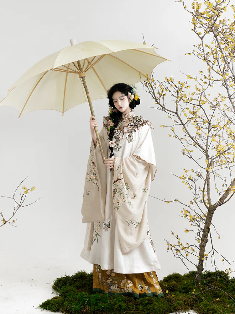 Jiu Cha 旧茶 Aged Tea Fairy Ming Dynasty Custom Yunjian Cloud Collar Long Top & Mamian Skirt Set - Image 5