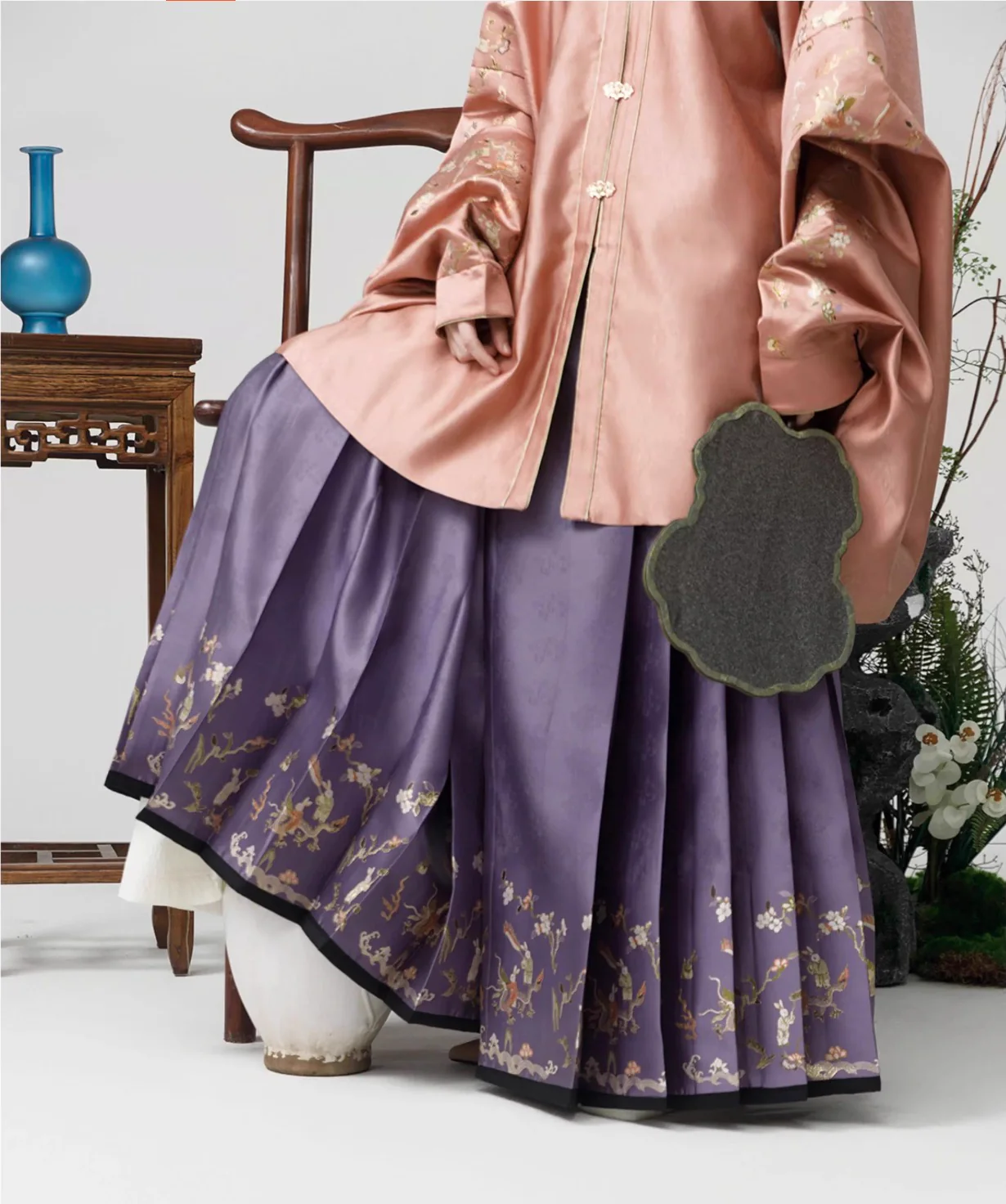 Ju Fen 橘粉 Orange Powder Ming Dynasty Liling Duijin Standing Collar Top & Mamian Aoqun Set - Image 7