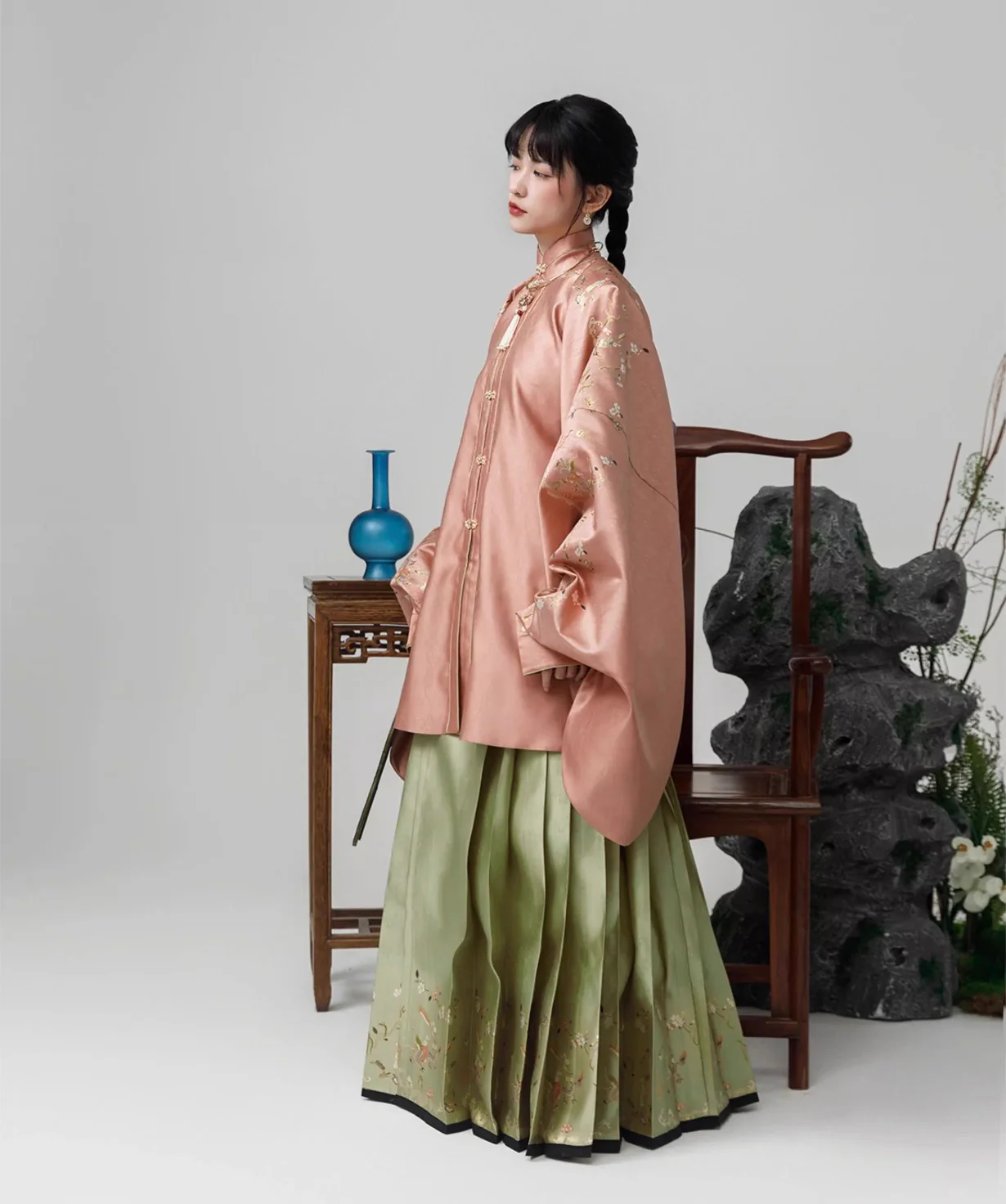 Ju Fen 橘粉 Orange Powder Ming Dynasty Liling Duijin Standing Collar Top & Mamian Aoqun Set - Image 8