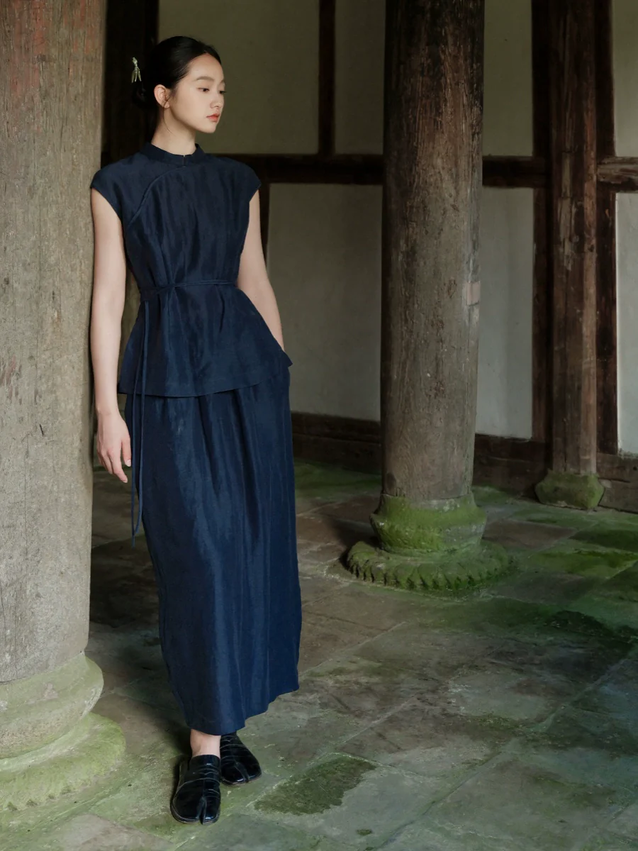 Lan Su 蓝溯 Tracing Blue New Chinese Style Summer Tencel Linen Qipao Top & Skirt Set - Image 3