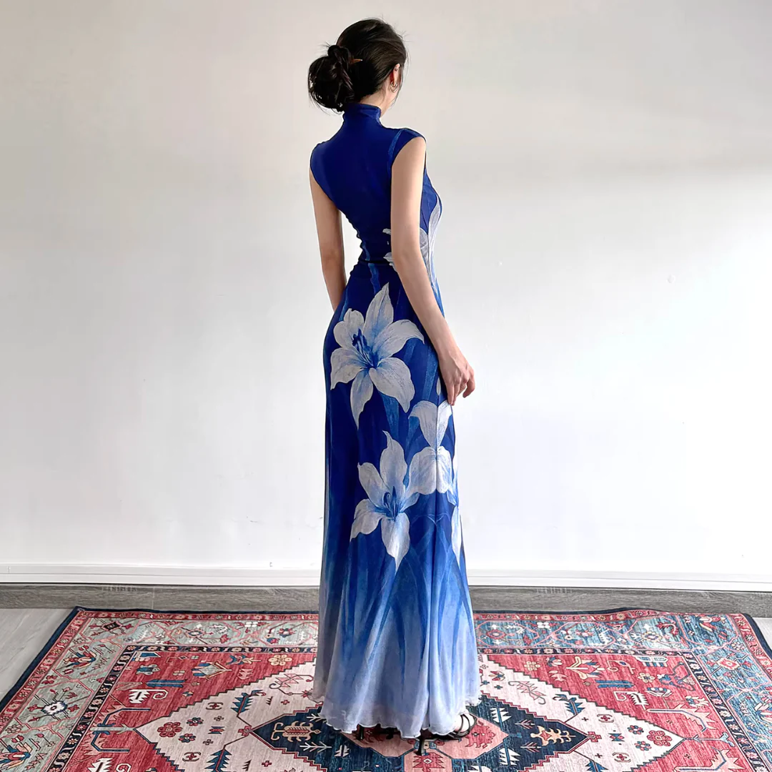 Lan Ting 兰亭 Orchid Pavilion New Chinese Style Ombre Sleeveless Qipao - Image 3