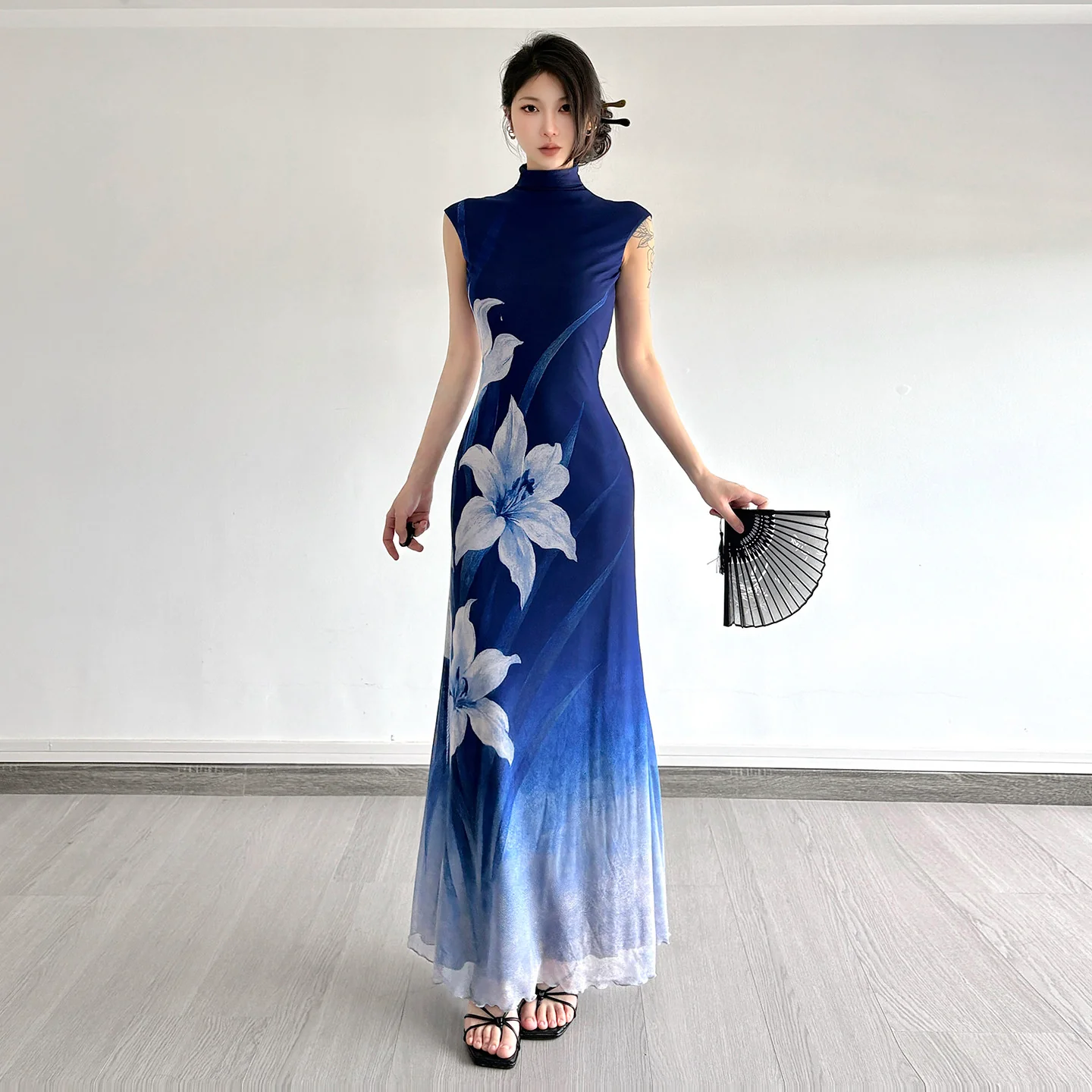 Lan Ting 兰亭 Orchid Pavilion New Chinese Style Ombre Sleeveless Qipao - Image 7