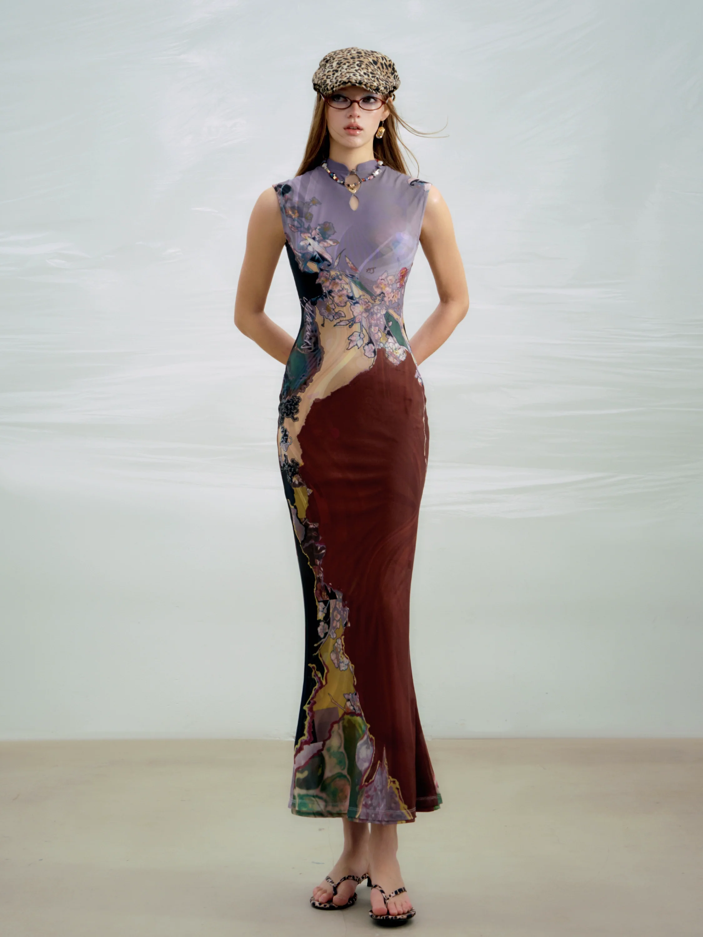 Li Meng 李梦 Plum Dream New Chinese Style Tricolor Print Sleeveless Qipao - Image 3