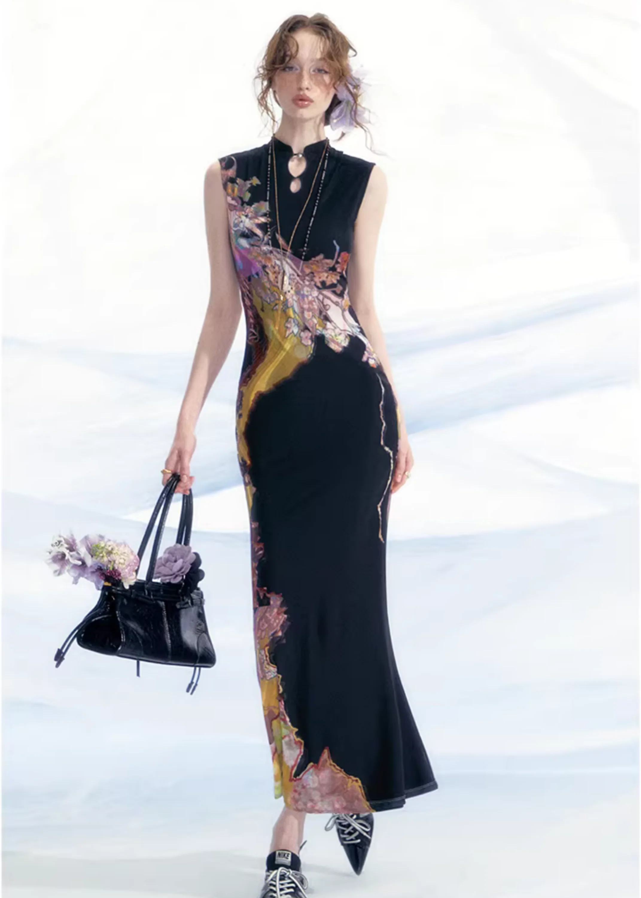 Li Meng 李梦 Plum Dream New Chinese Style Tricolor Print Sleeveless Qipao - Image 5