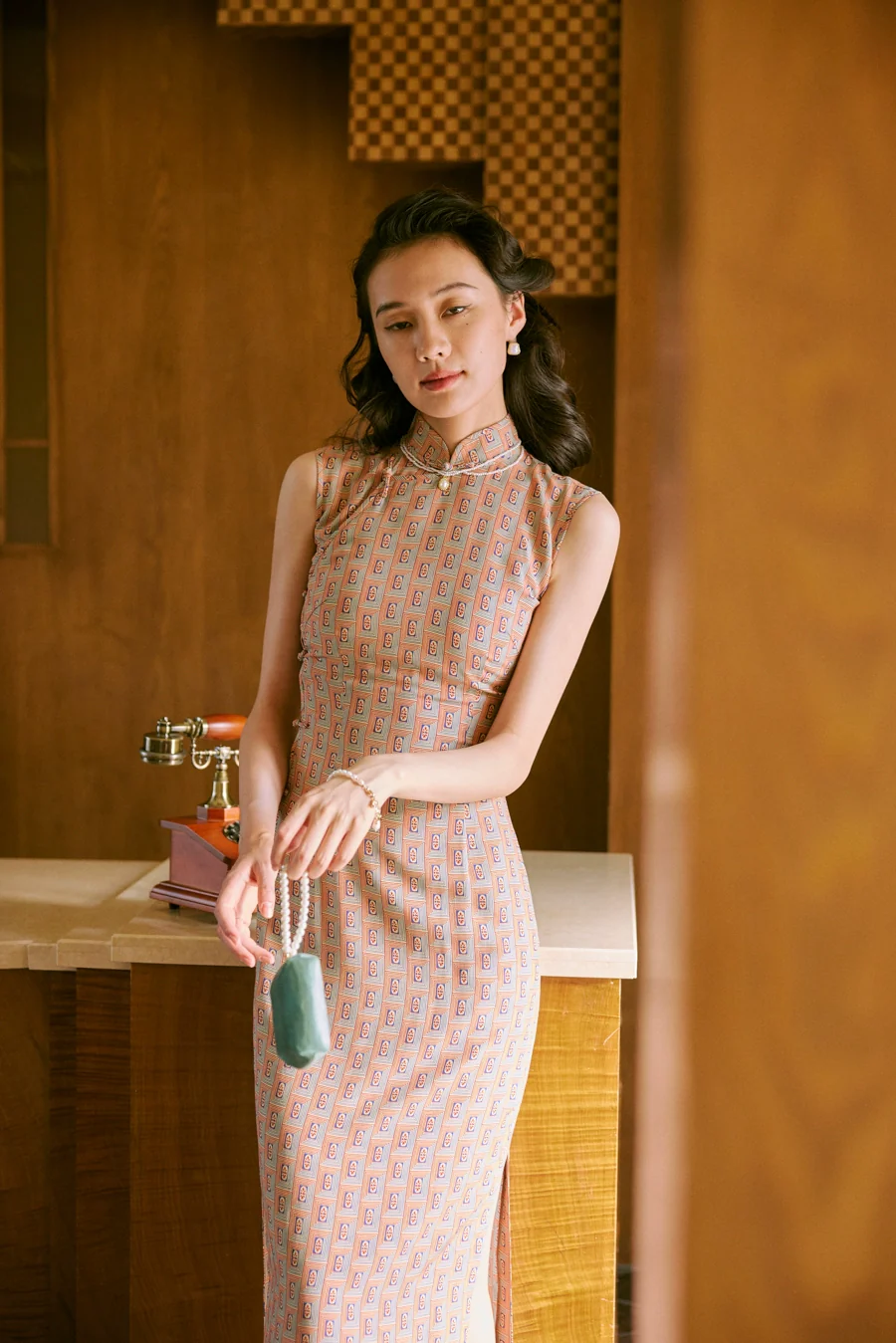 Li Sha 丽莎 Lisa 1940s Midcentury Geometric Sleeveless Daily Qipao - Image 9
