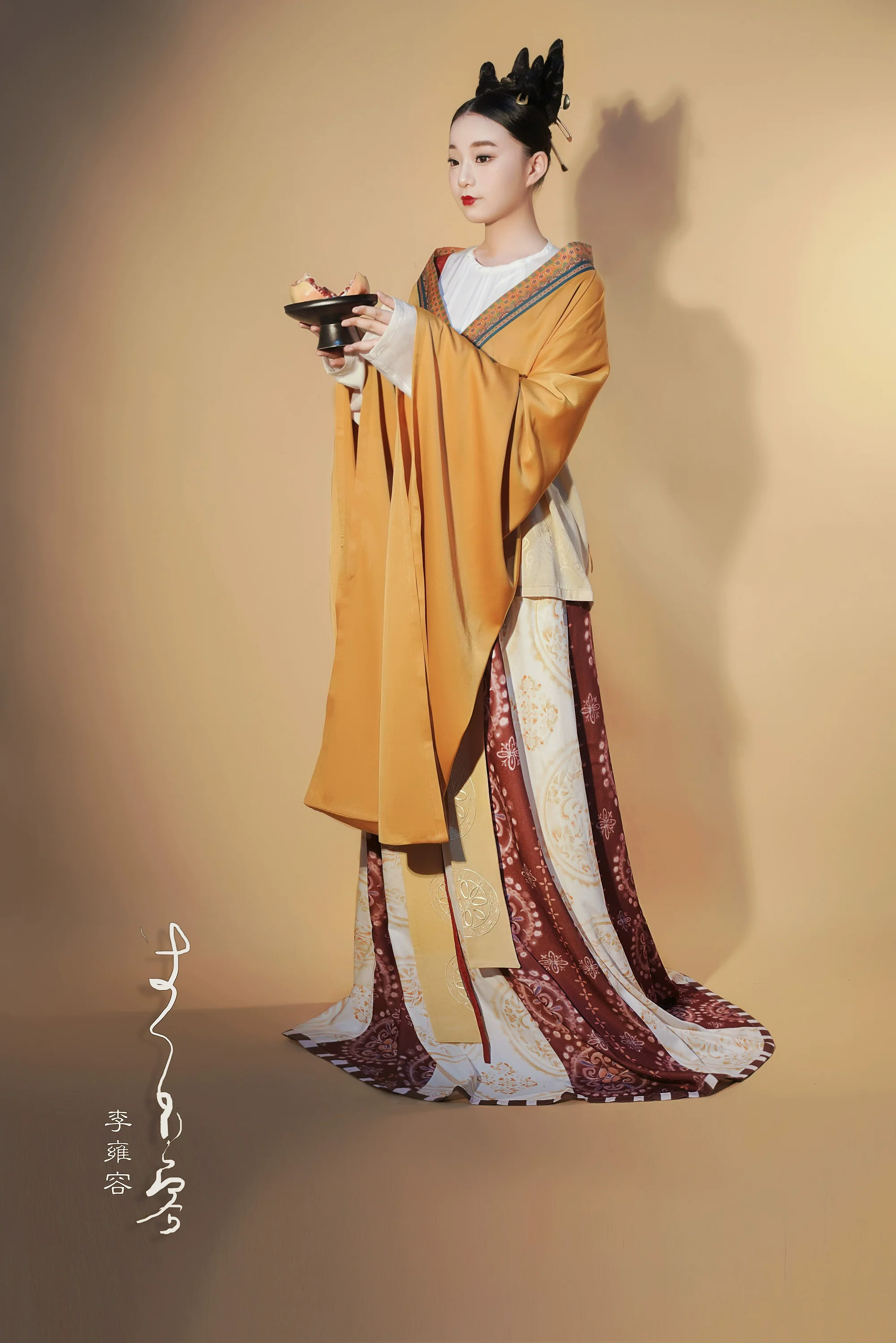 Li Yongrong 李雍容 Poem of the Northern Southern Dynasties Restoration Ruqun - Image 4