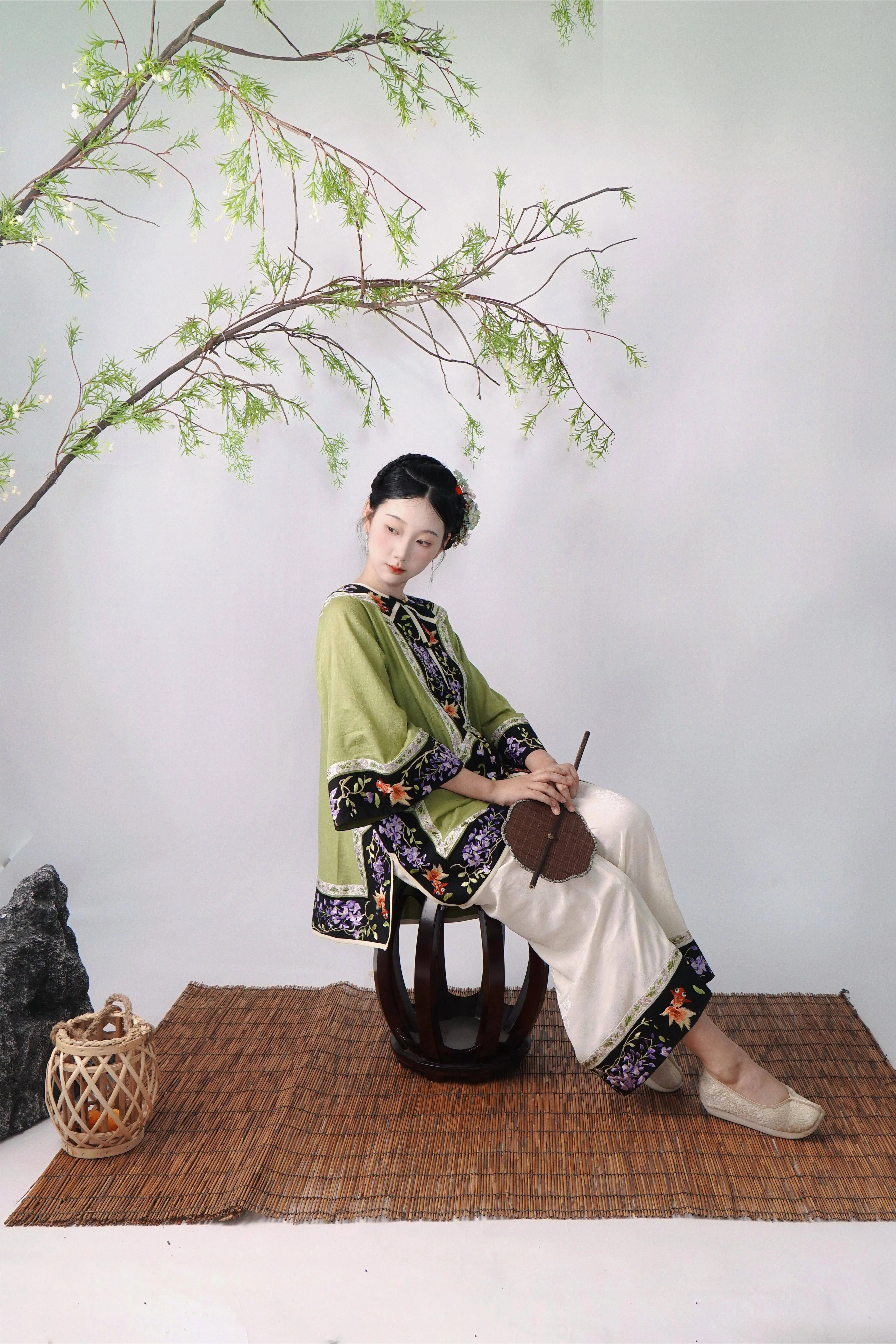 Lian Yi 涟漪 Pond Ripples Qing Dynasty Han Woman's Embroidered Goldfish Round Collar Magua & Pants - Image 5