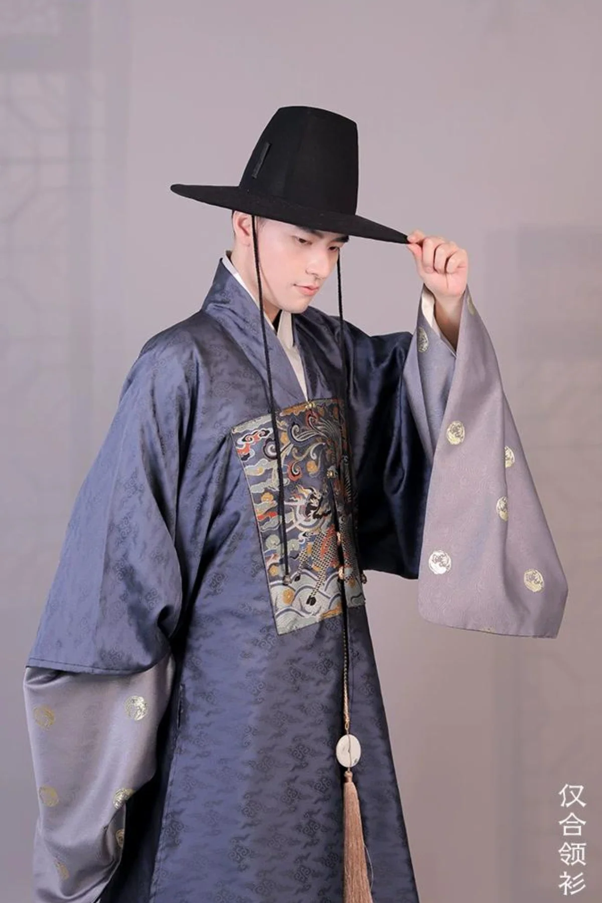 Lin Luan 麟鸾 Qilin & Phoenix Ming Dynasty Helingshan Men's Jacket Set - Image 8