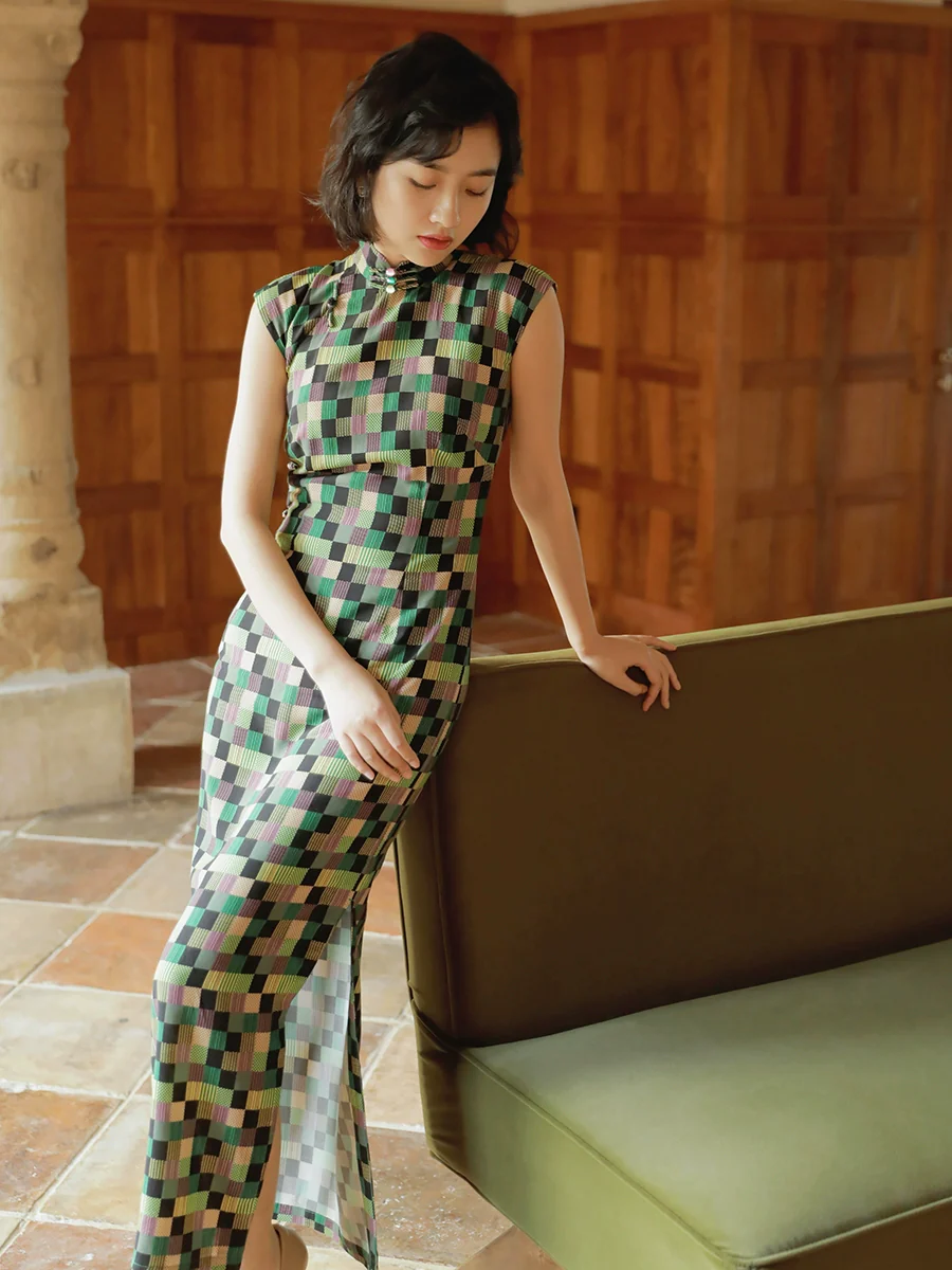 Liuli 琉璃 Retro Late 1930s Cap Sleeve Summer Qipao - Image 10