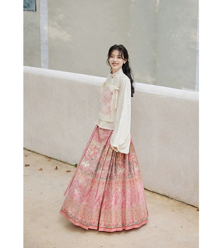 Lu Lu 陆陆 Deer Deer Modernized Ming Dynasty Knit Zhuyao & Mamian Skirt Set - Image 10