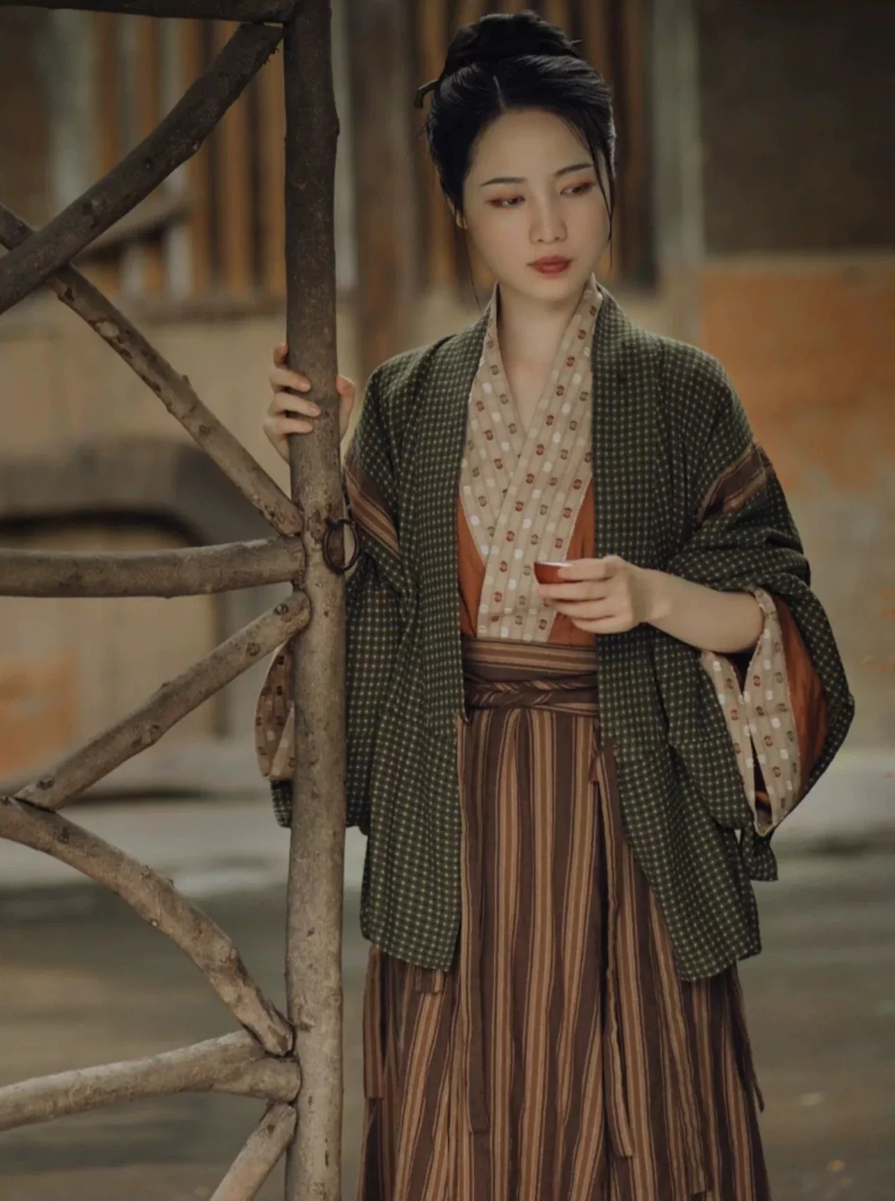 Lu Xing 路行 Journey Wei Jin Cotton Unisex Daily Set - Image 3