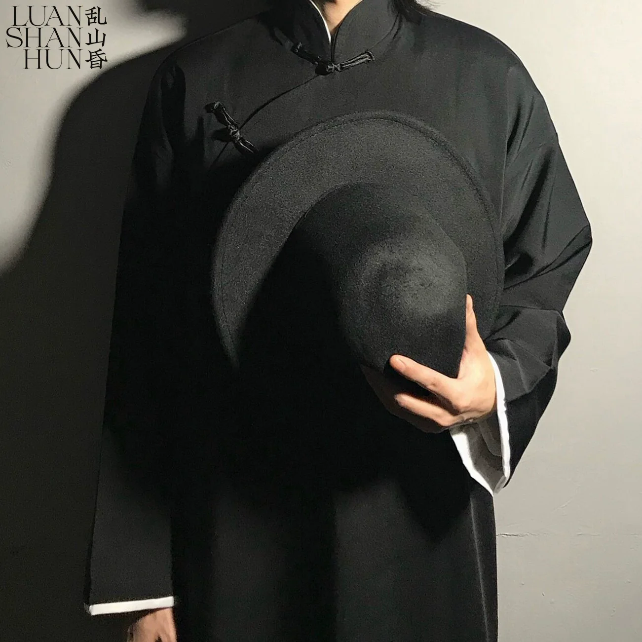 Luan Shan 乱山 Chaotic Mountain Modernized Republican Era Belted Changpao Mandarin Collar Robe - Image 8