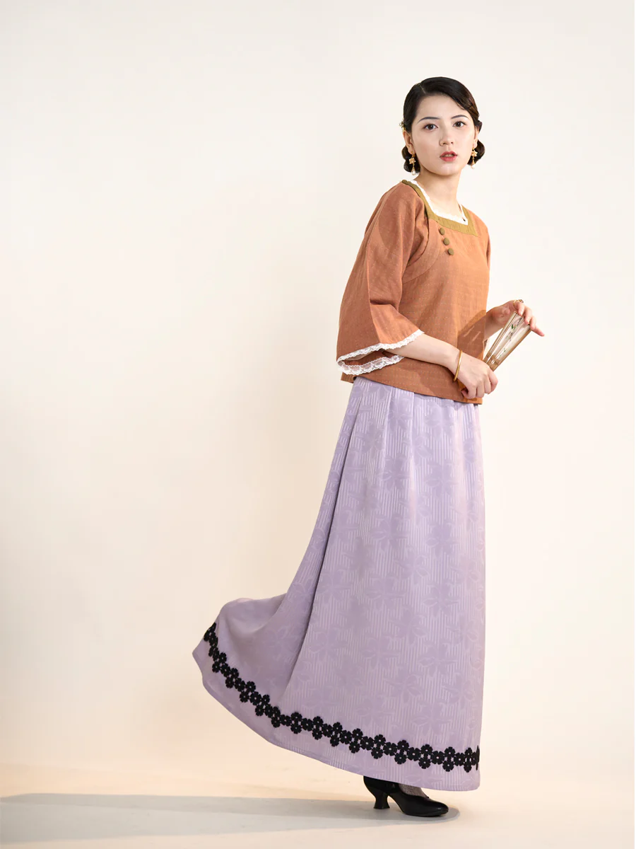 Meng Tan 梦田 Field of Dreams 1920s Restoration Square Collar Bell Sleeve Top - Image 3