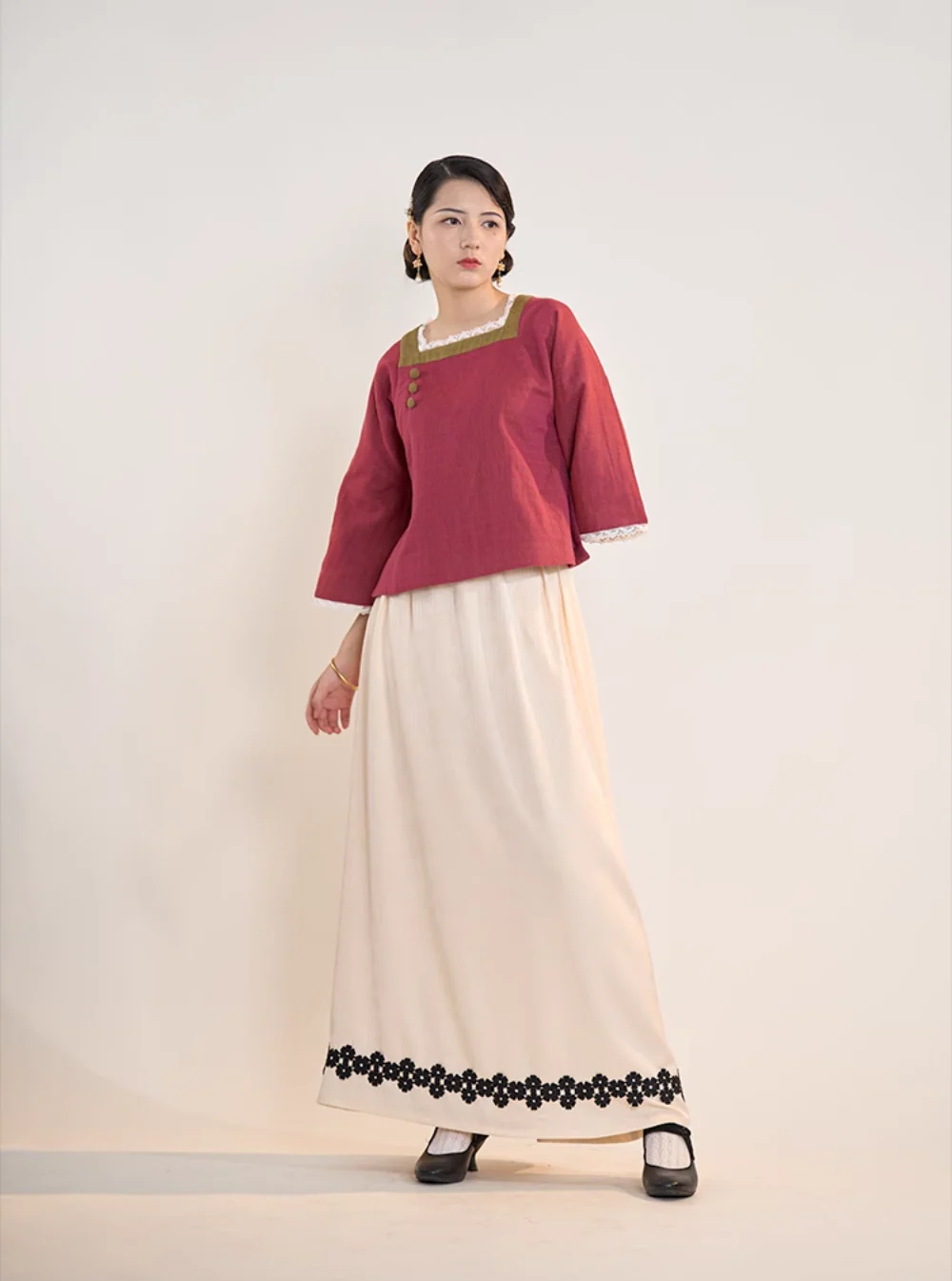Meng Tan 梦田 Field of Dreams 1920s Restoration Square Collar Bell Sleeve Top - Image 6