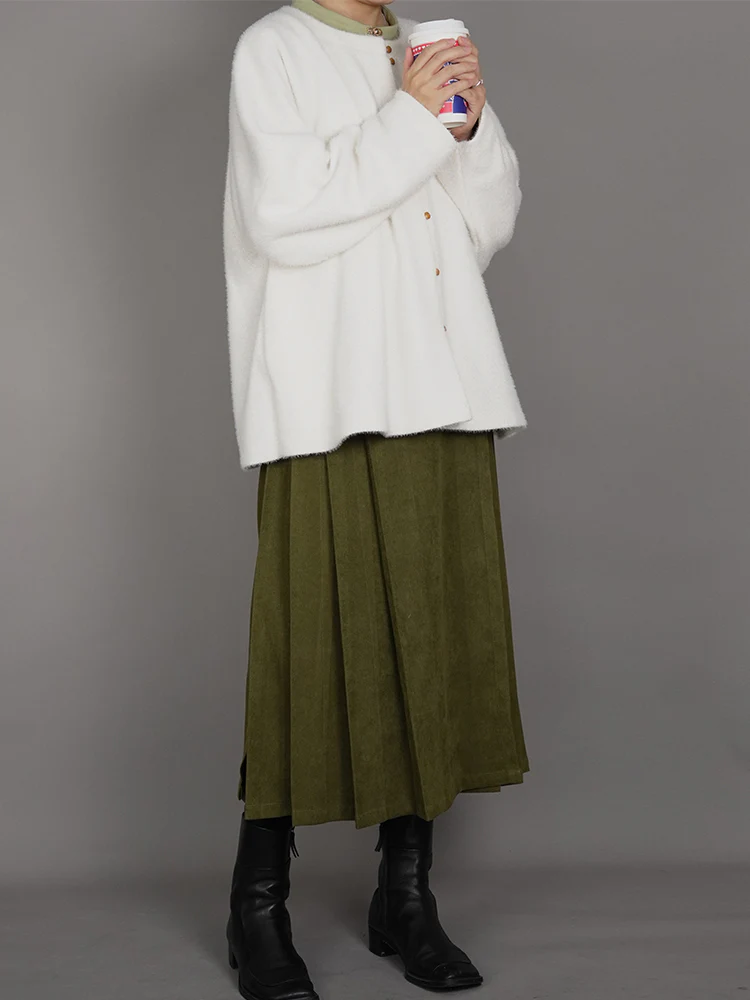 Milk Chocolate 牛奶巧克力 Modernized Ming Plus Size Yuanling Ao Jacket & Midi Mamian Skirt Set - Image 2