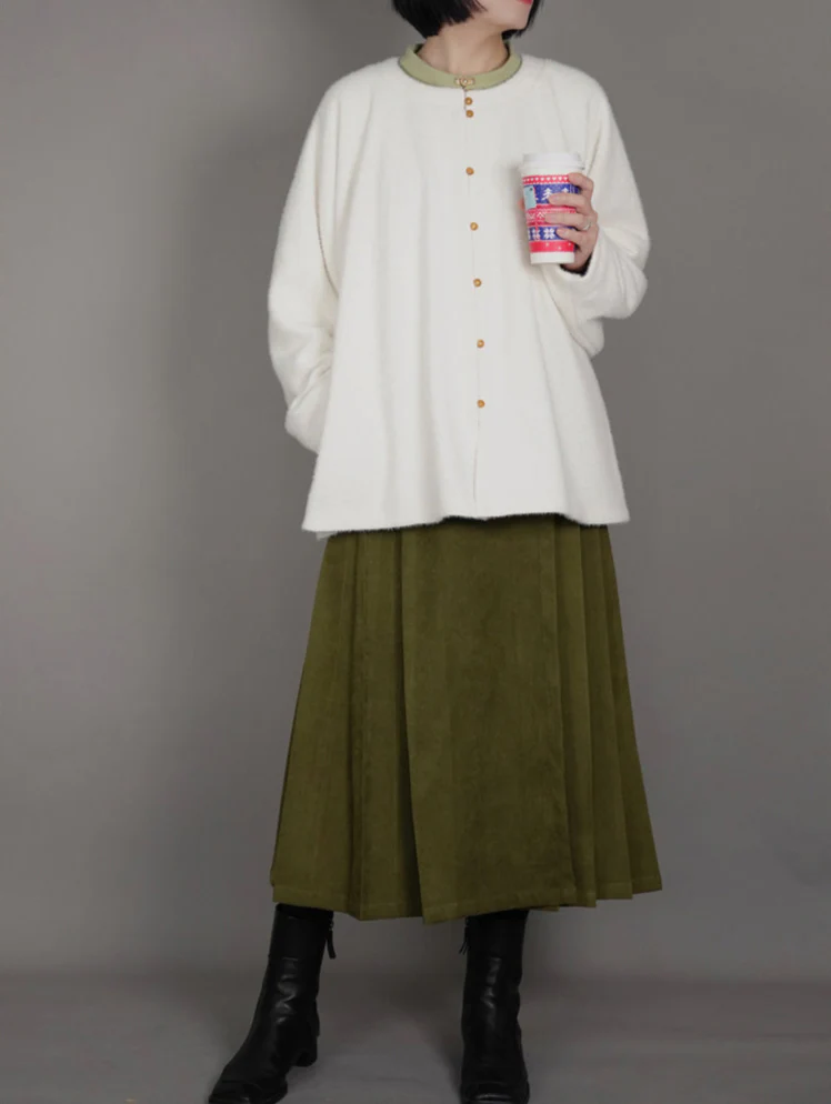 Milk Chocolate 牛奶巧克力 Modernized Ming Plus Size Yuanling Ao Jacket & Midi Mamian Skirt Set - Image 6