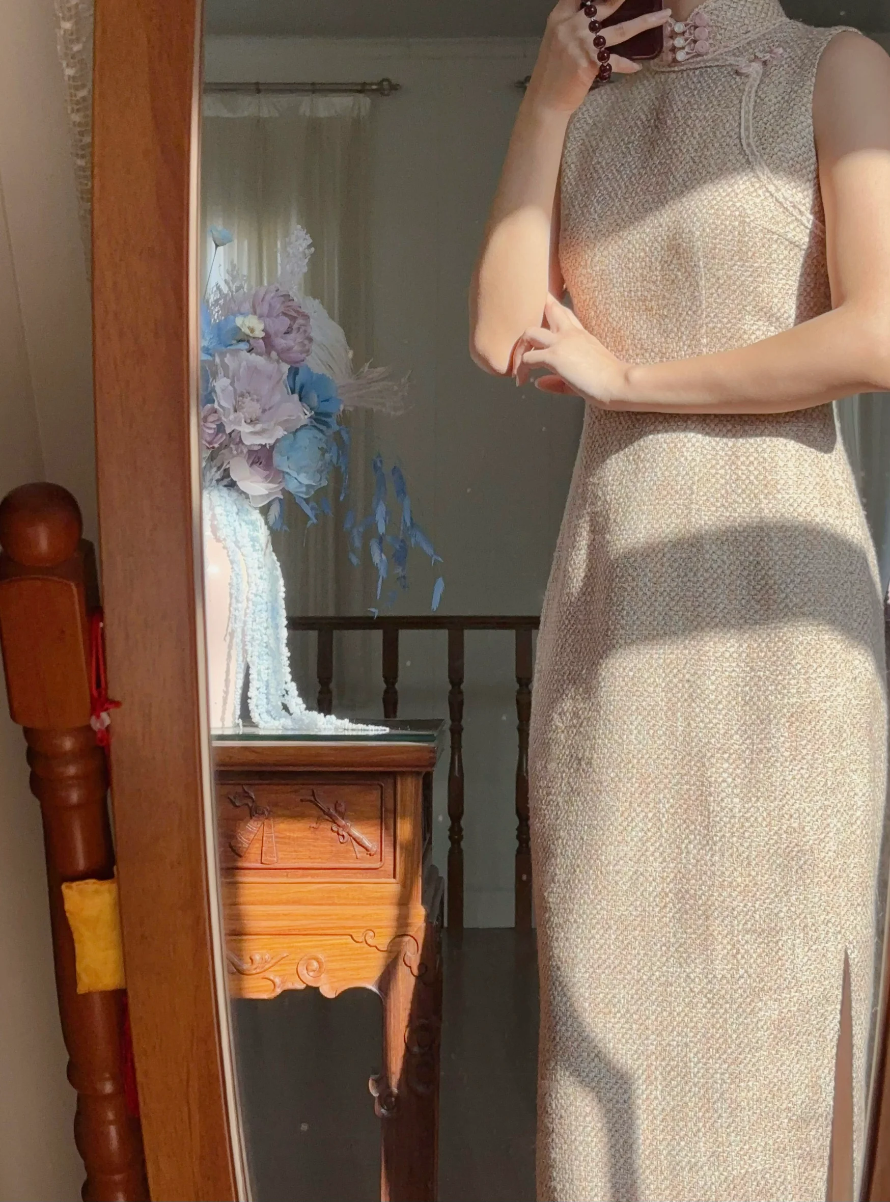 Mitao Wulong 蜜桃乌龙 Peach Oolong 1940s Inspired Tweed Qipao & Cropped Jacket Set - Image 5