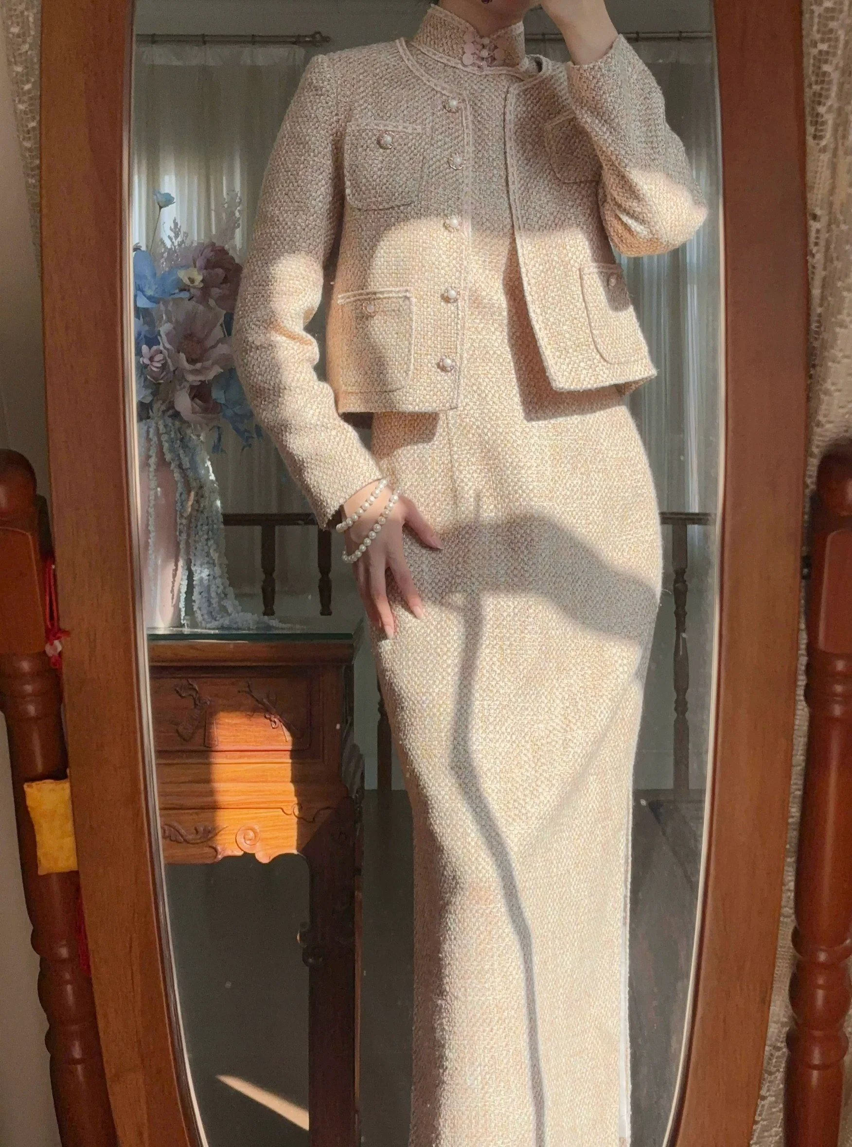 Mitao Wulong 蜜桃乌龙 Peach Oolong 1940s Inspired Tweed Qipao & Cropped Jacket Set - Image 6