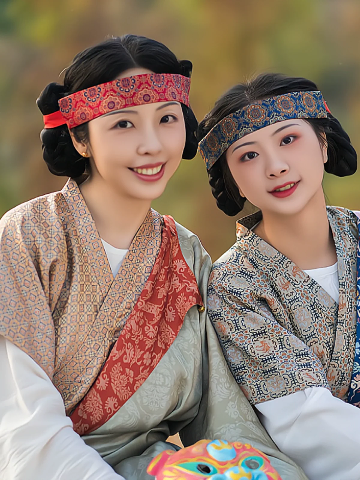 Mo'e 抹额 Tang Brocade Headband - Image 2